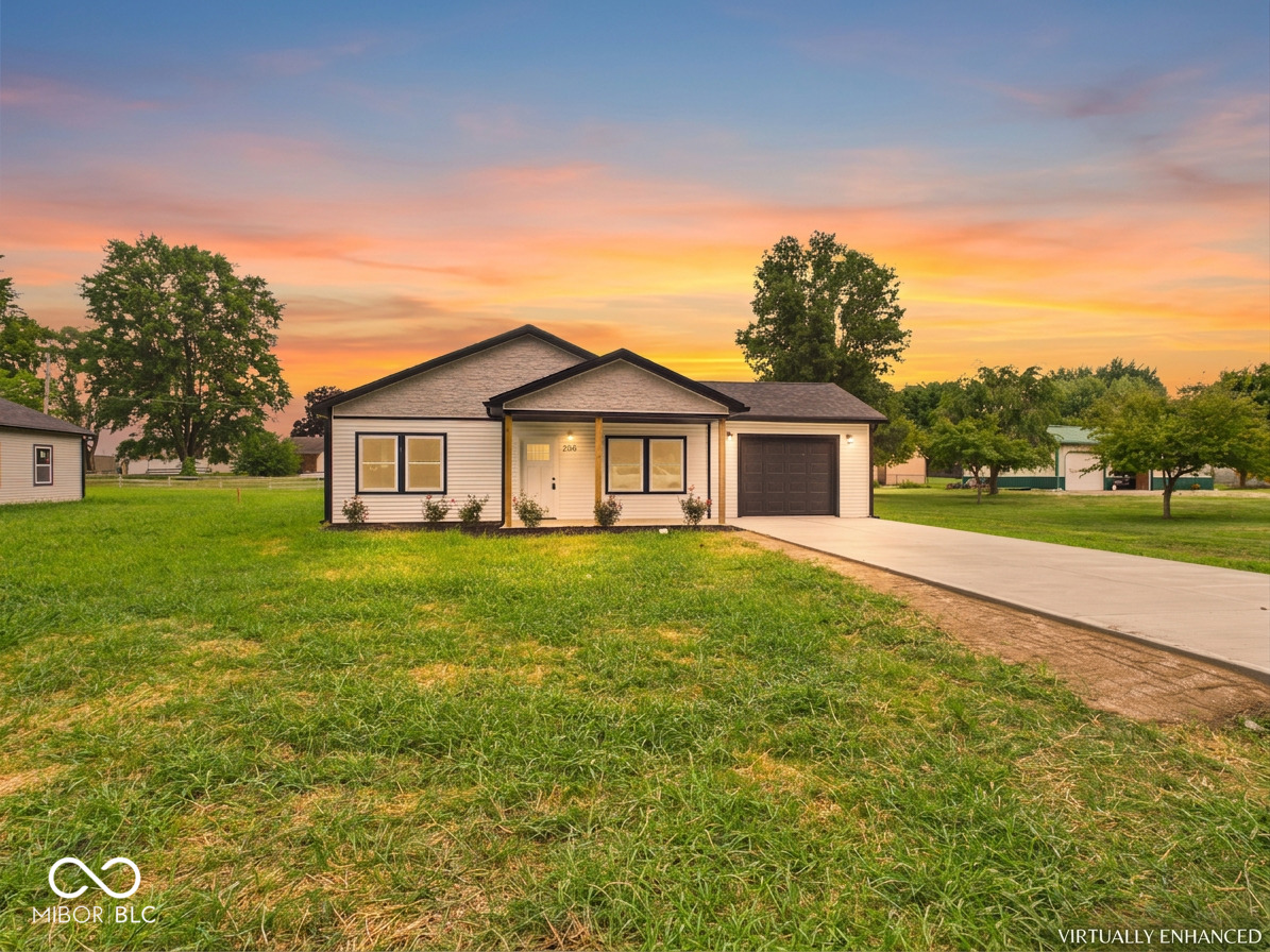 1st image of 208 S Woodworth Ave, Frankton, IN 46044 | MLS# 22097502