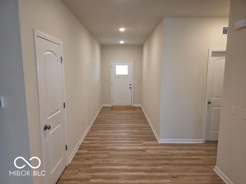 2nd image of 852 Cowley Dr, Westfield, IN 46074 | MLS# 22098501