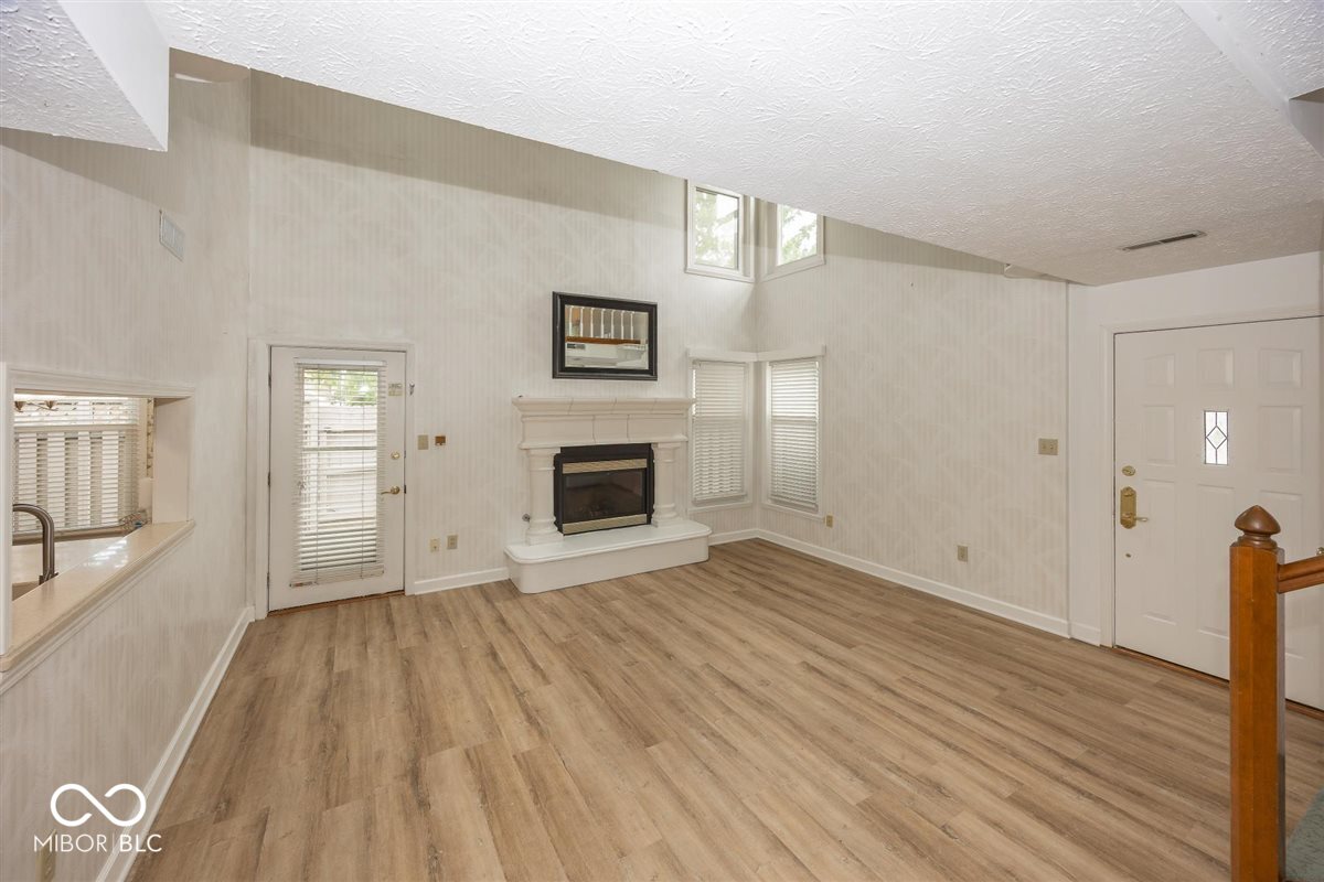 4th image of 3057 Sugar Maple Ct, Carmel, IN 46033 | MLS# 22098637