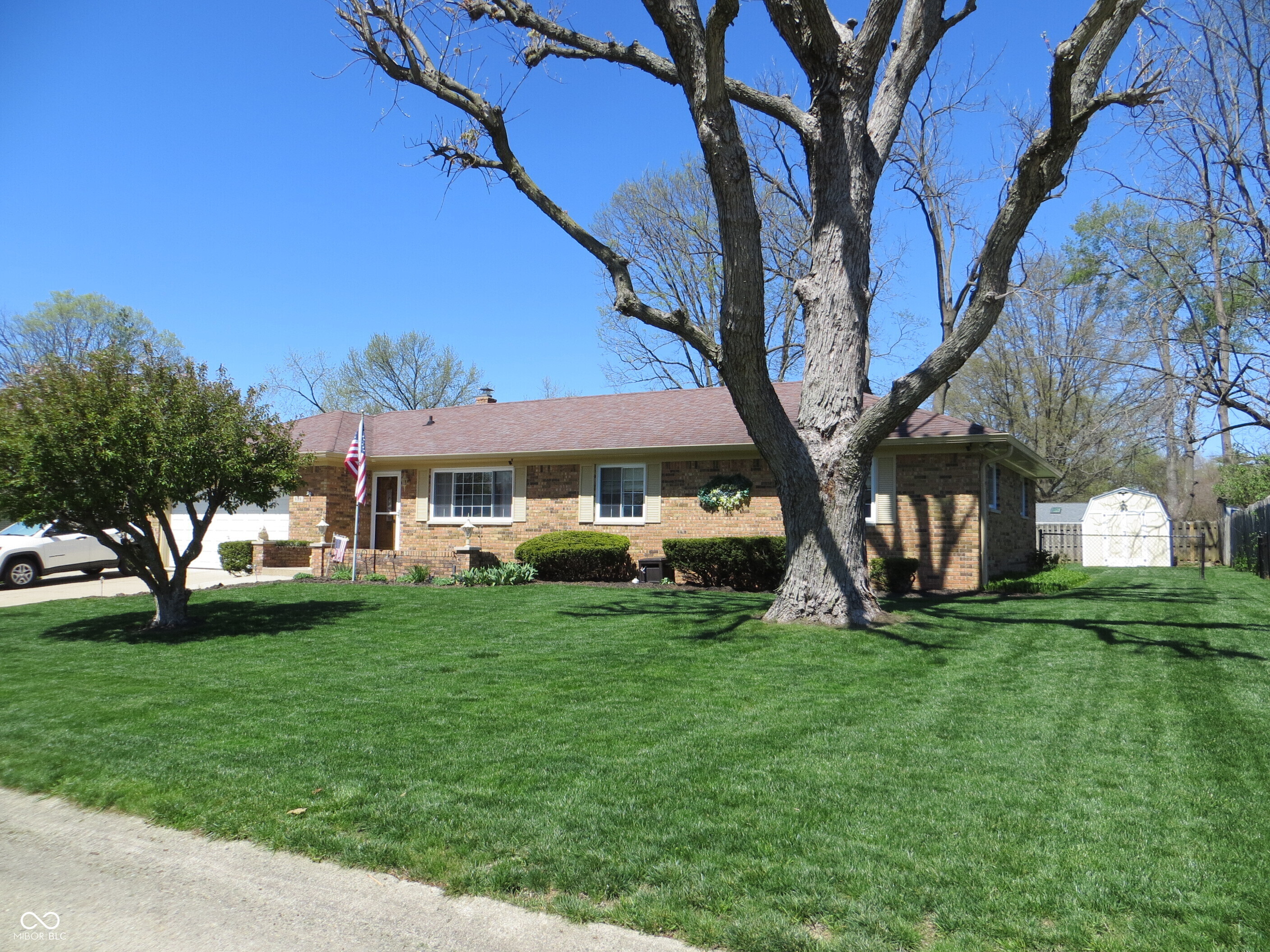 Homes for sale in Indianapolis, IN | 628 W Ralston Rd, Indianapolis, IN 46217 | MLS# 22098871