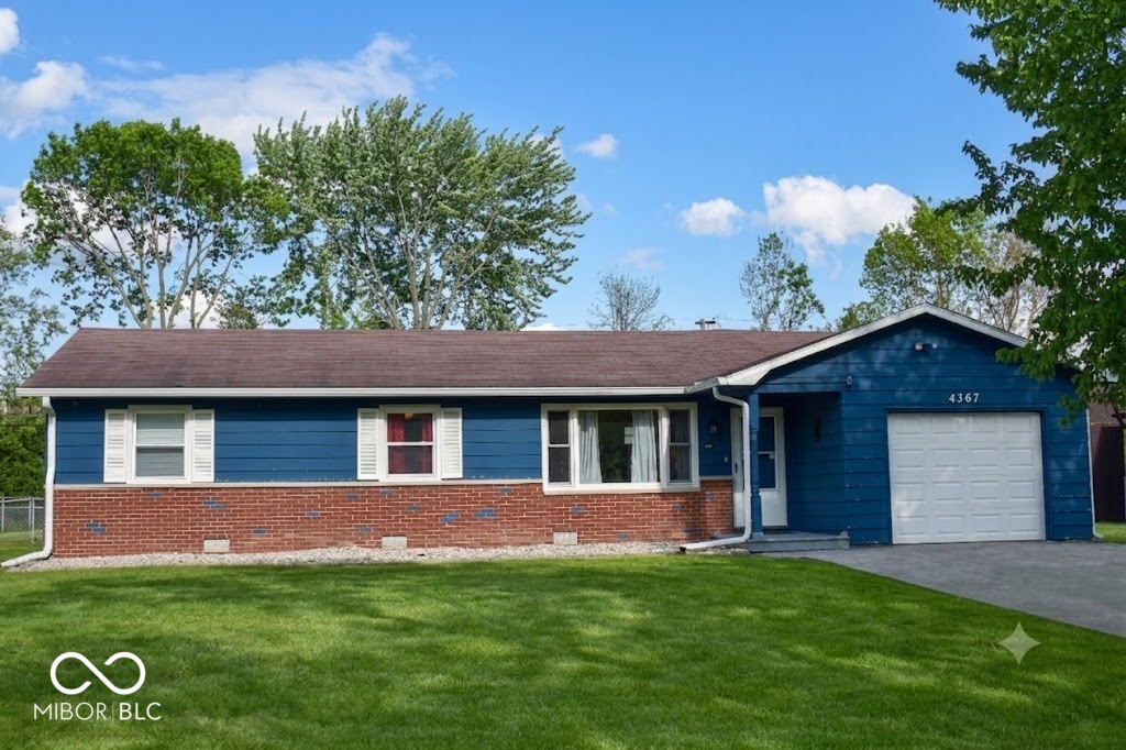 Homes for sale in Brownsburg, IN | 4367 Stuart Dr, Brownsburg, IN 46112 | MLS# 22098961
