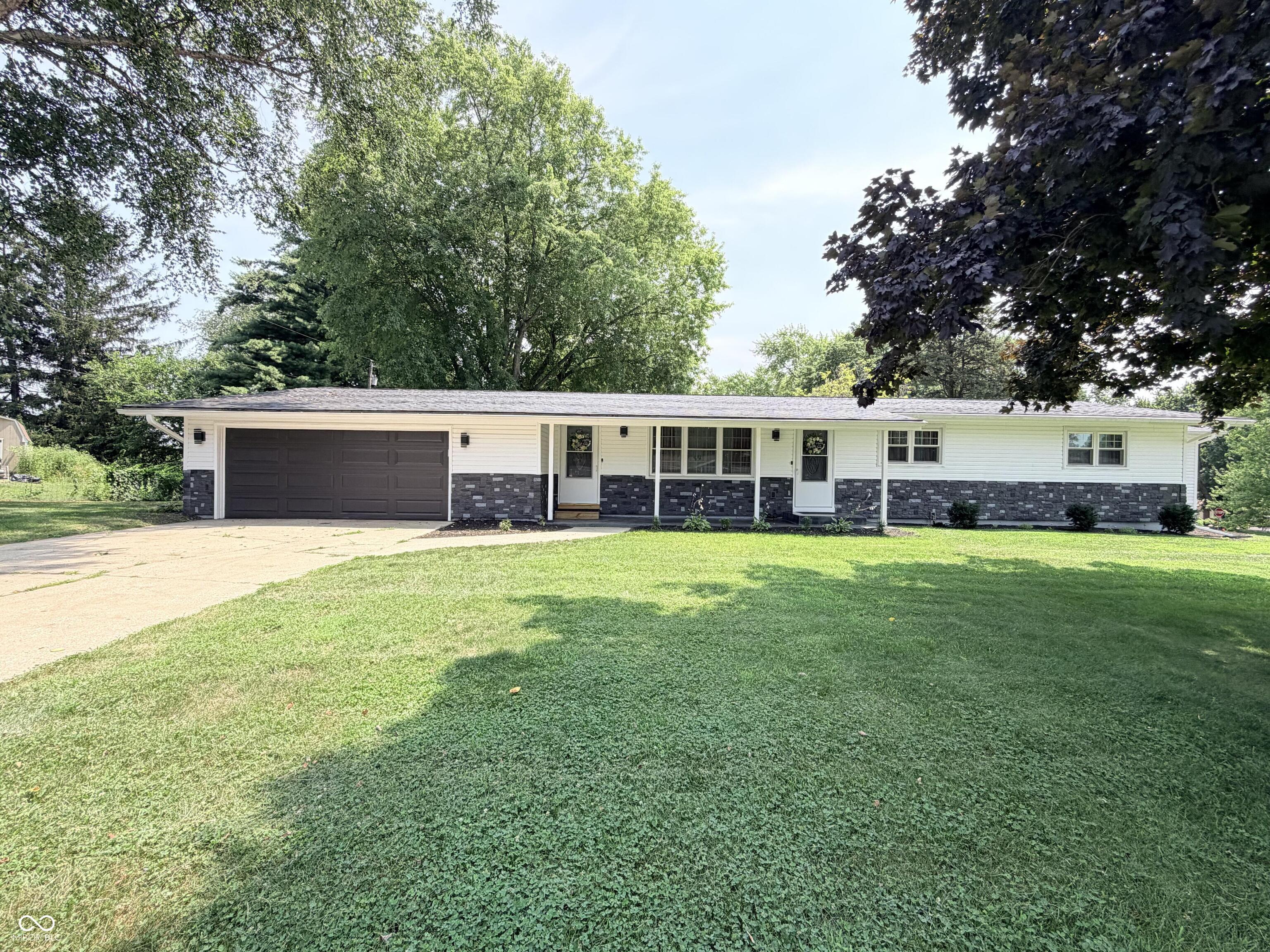 Homes for sale in Plymouth, IN | 1900 Hillcrest Ave, Plymouth, IN 46563 | MLS# 22099167