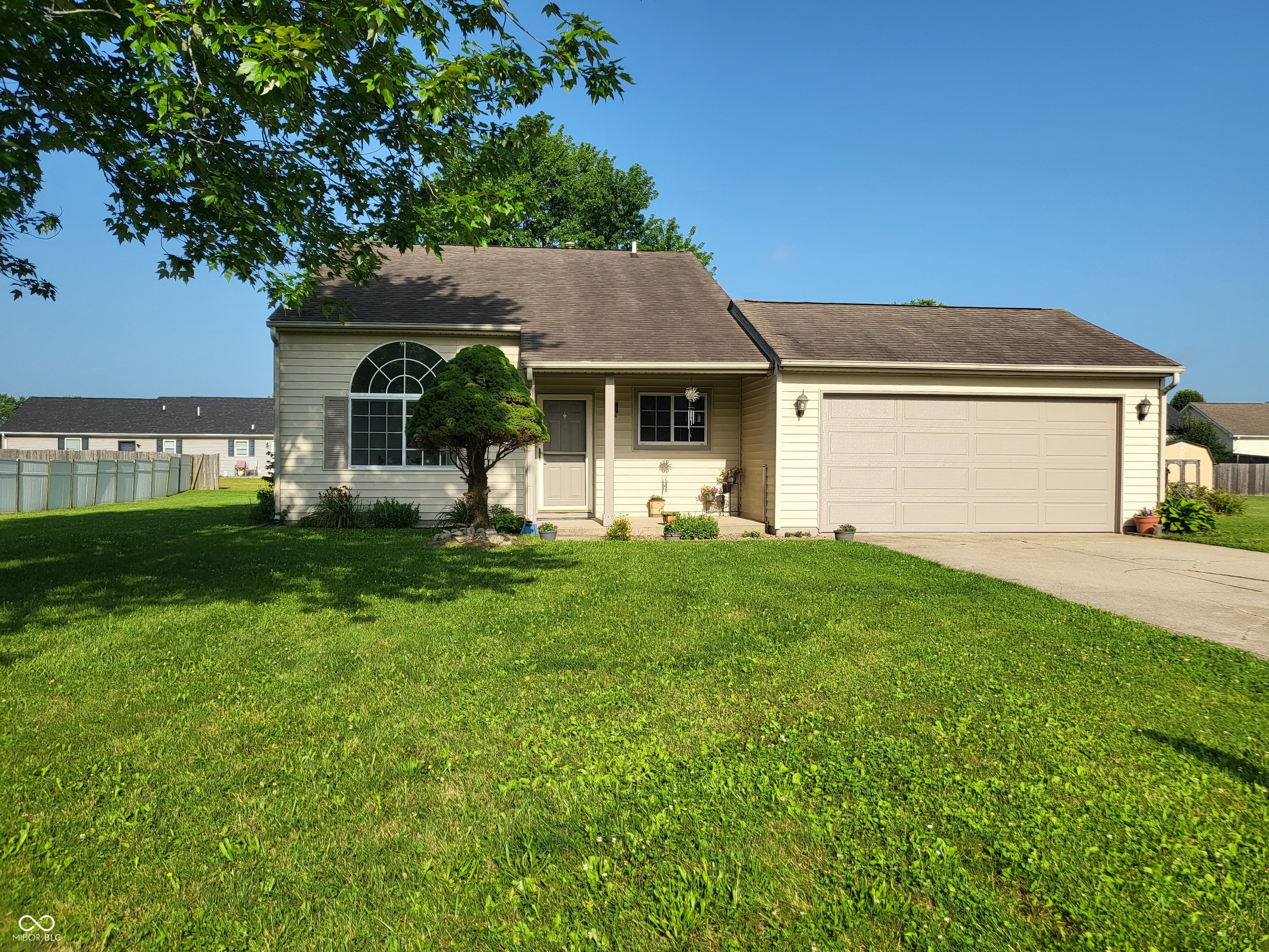 3rd image of 4734 Hackberry Dr, Columbus, IN 47201 | MLS# 22099588