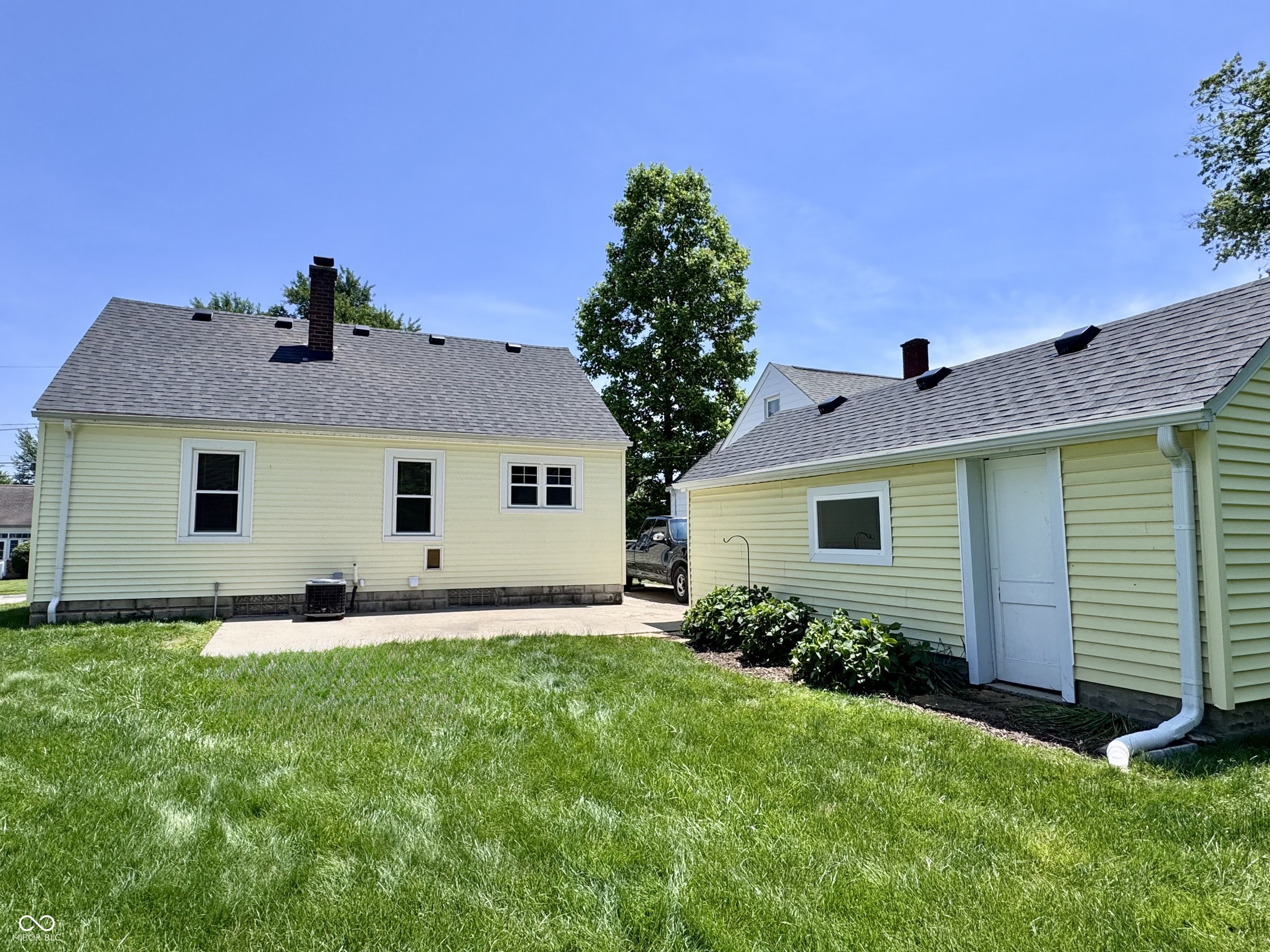 Homes for sale in Batesville, IN | 219 N Park Ave, Batesville, IN 47006 | MLS# 22099688