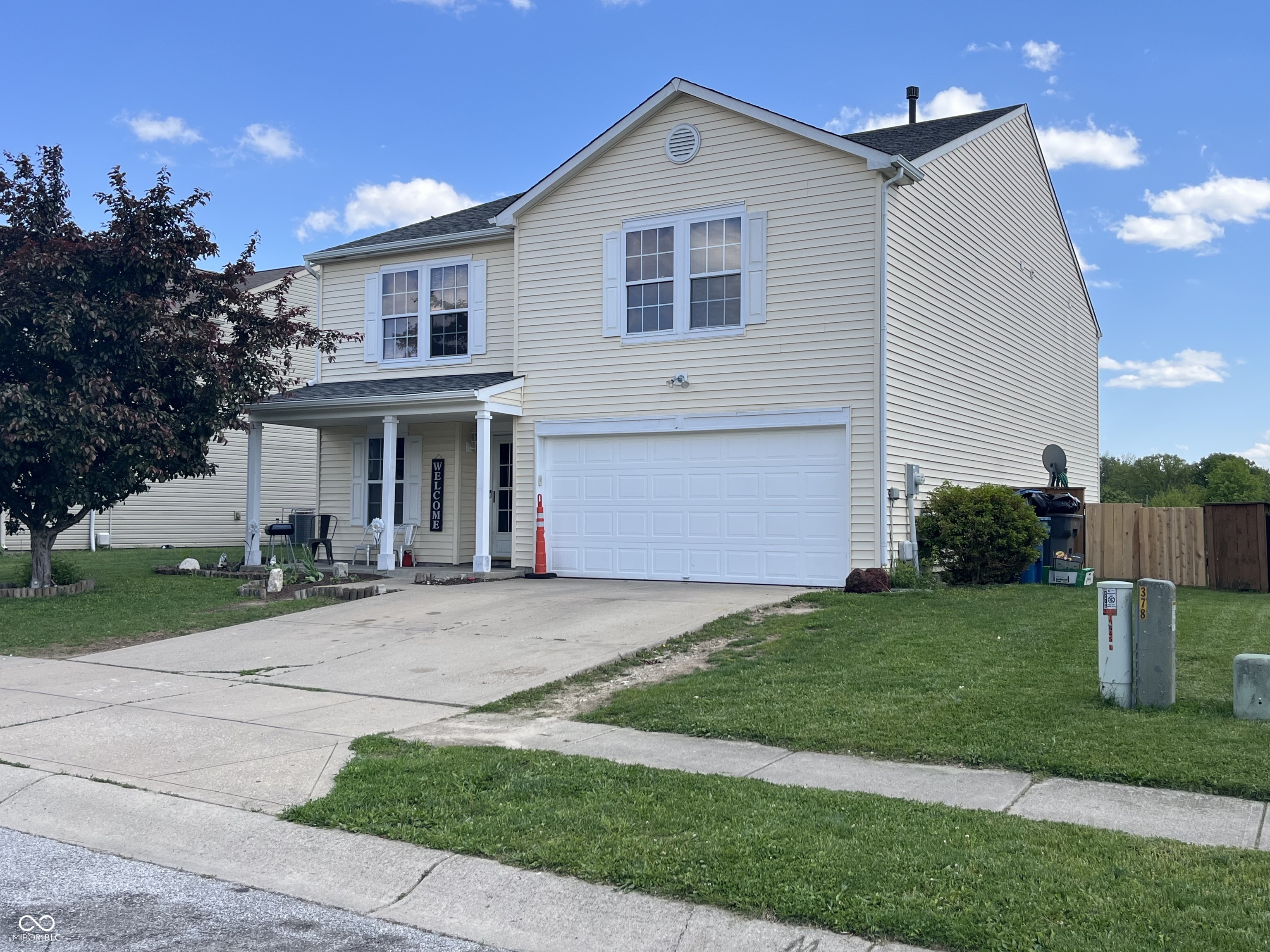 Homes for sale in Indianapolis, IN | 10703 Inspiration Dr, Indianapolis, IN 46259 | MLS# 22100785