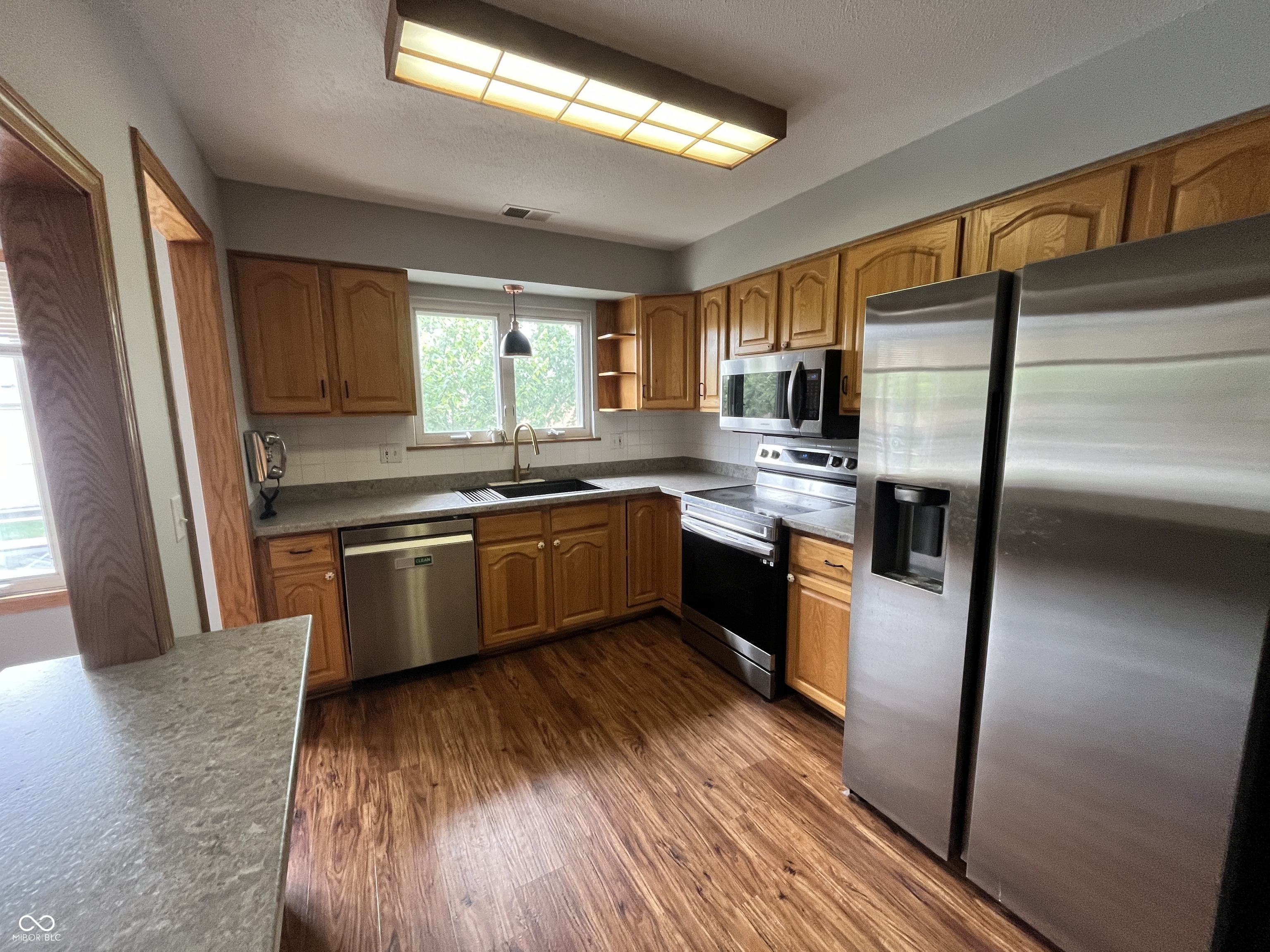 3rd image of 354 Hunters Ln #APT C, Carmel, IN 46032 | MLS# 22101826