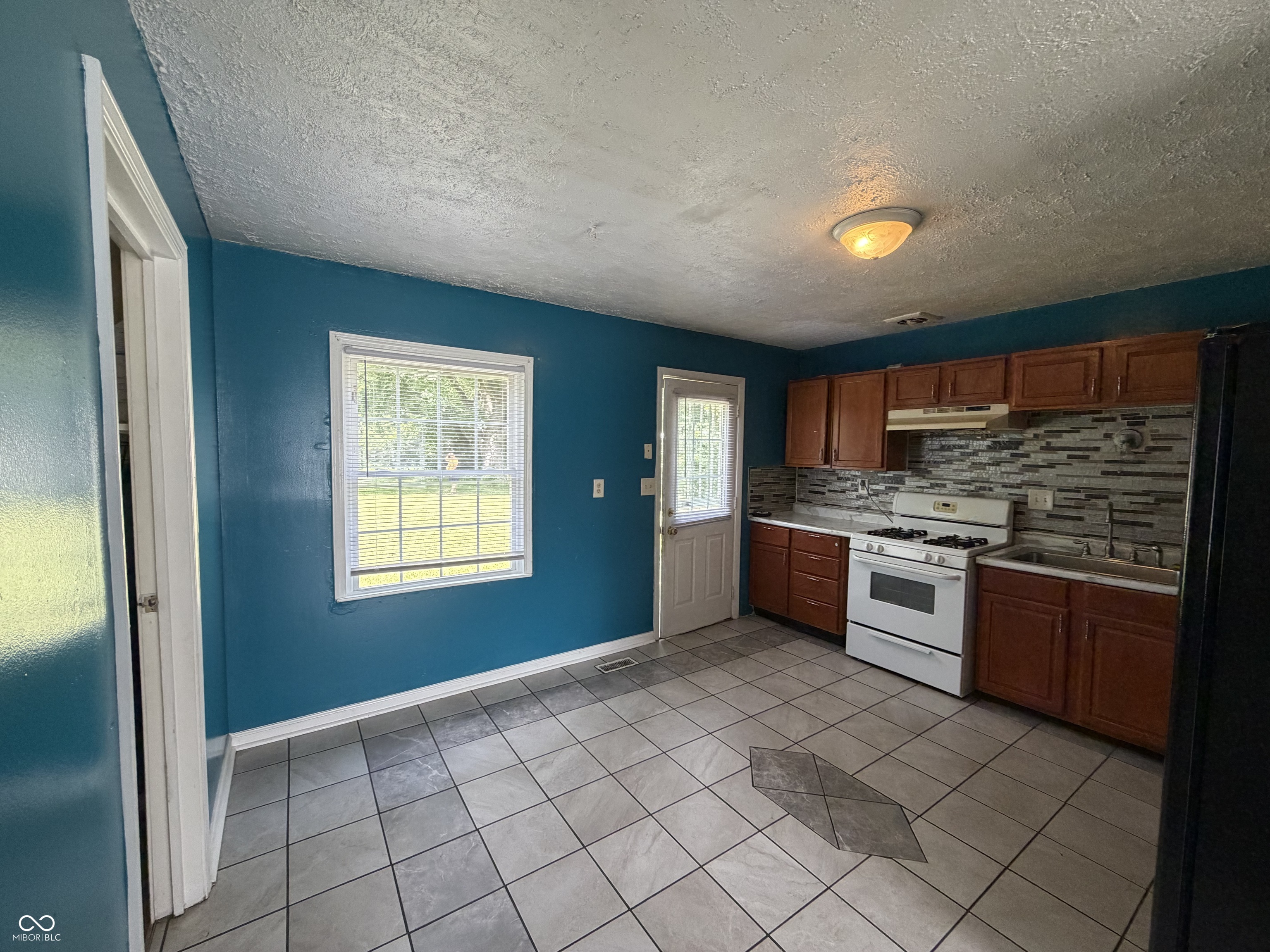 5th image of 6714 E 43Rd Pl, Indianapolis, IN 46226 | MLS# 22102618