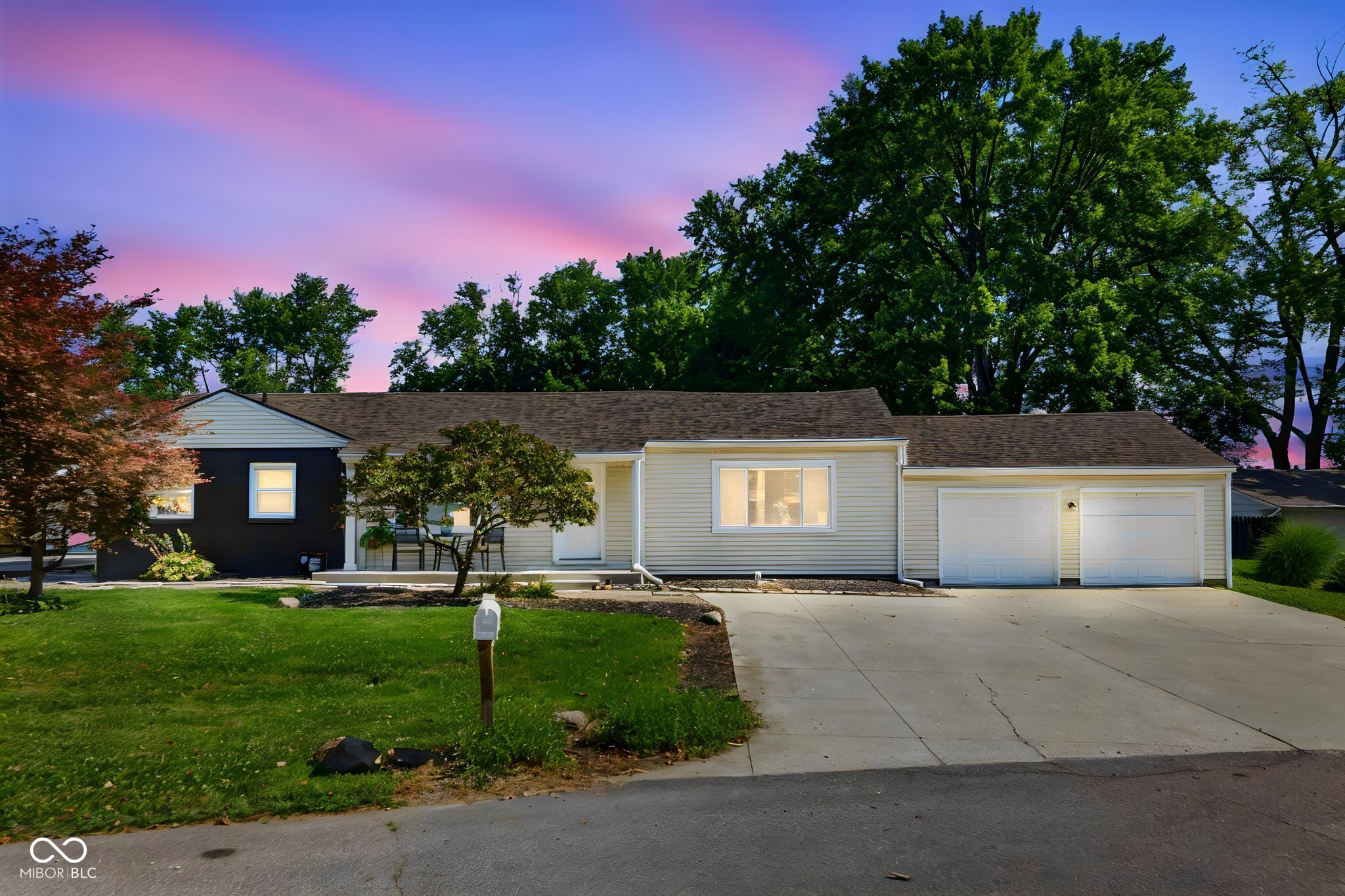 1st image of 650 Arthur Dr, Carmel, IN 46280 | MLS# 22102876