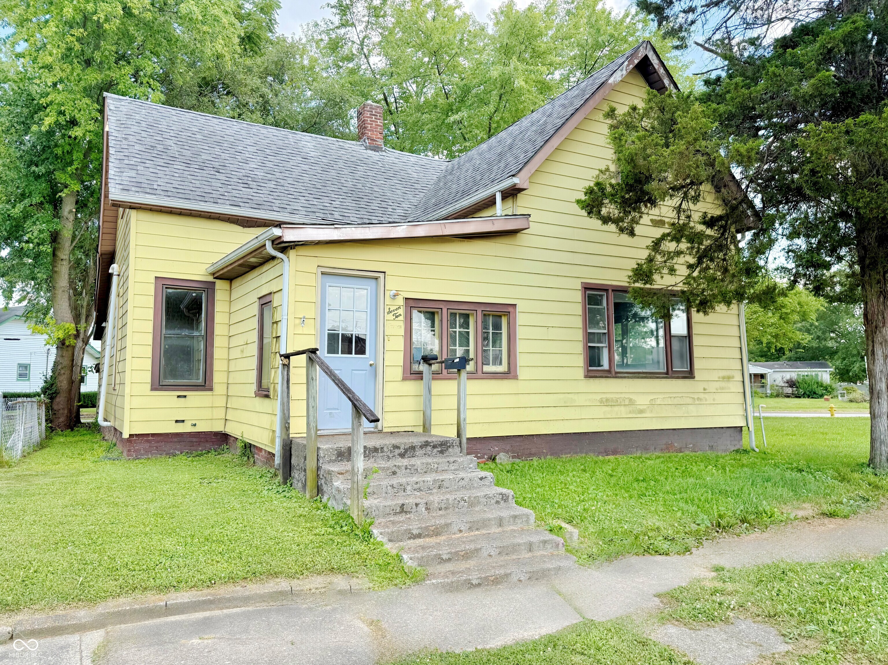 1st image of 710 Miller Ave, Shelbyville, IN 46176 | MLS# 22103237