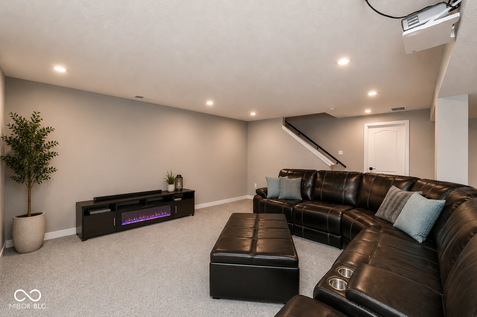 5th image of 19910 Chatham Green Dr, Westfield, IN 46074 | MLS# 22103755