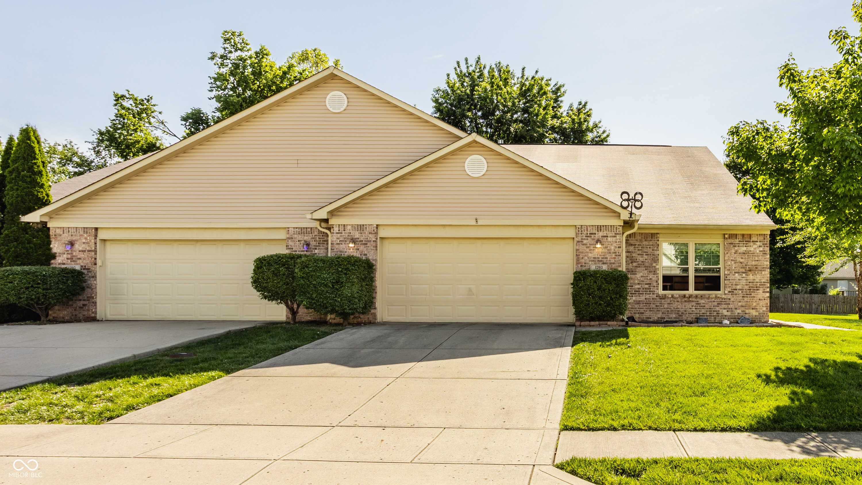 Homes for sale in Brownsburg, IN | 1203 Brittany Cir #B, Brownsburg, IN 46112 | MLS# 22104131