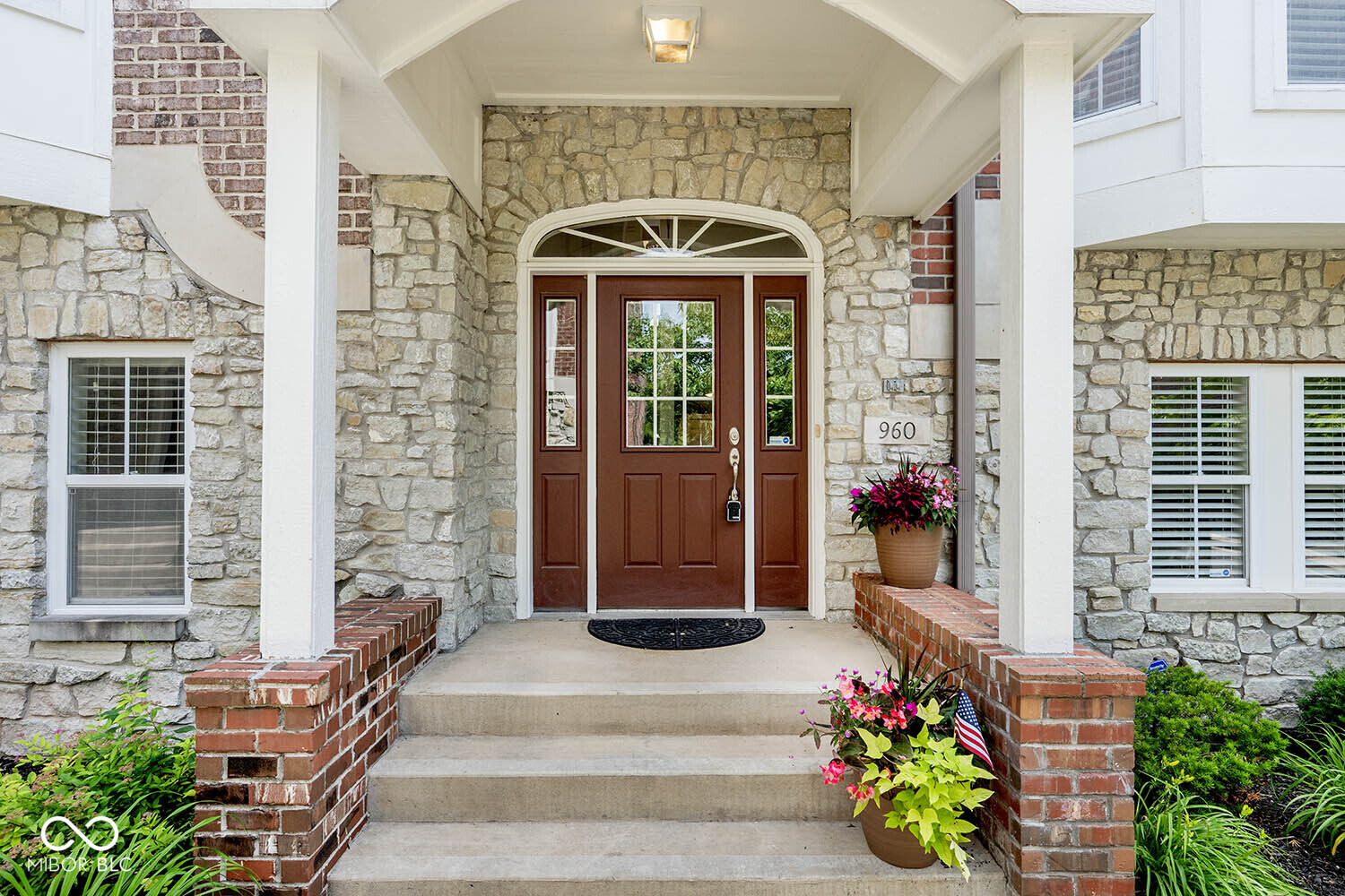 4th image of 960 Brownstone Tr, Carmel, IN 46032 | MLS# 22104422