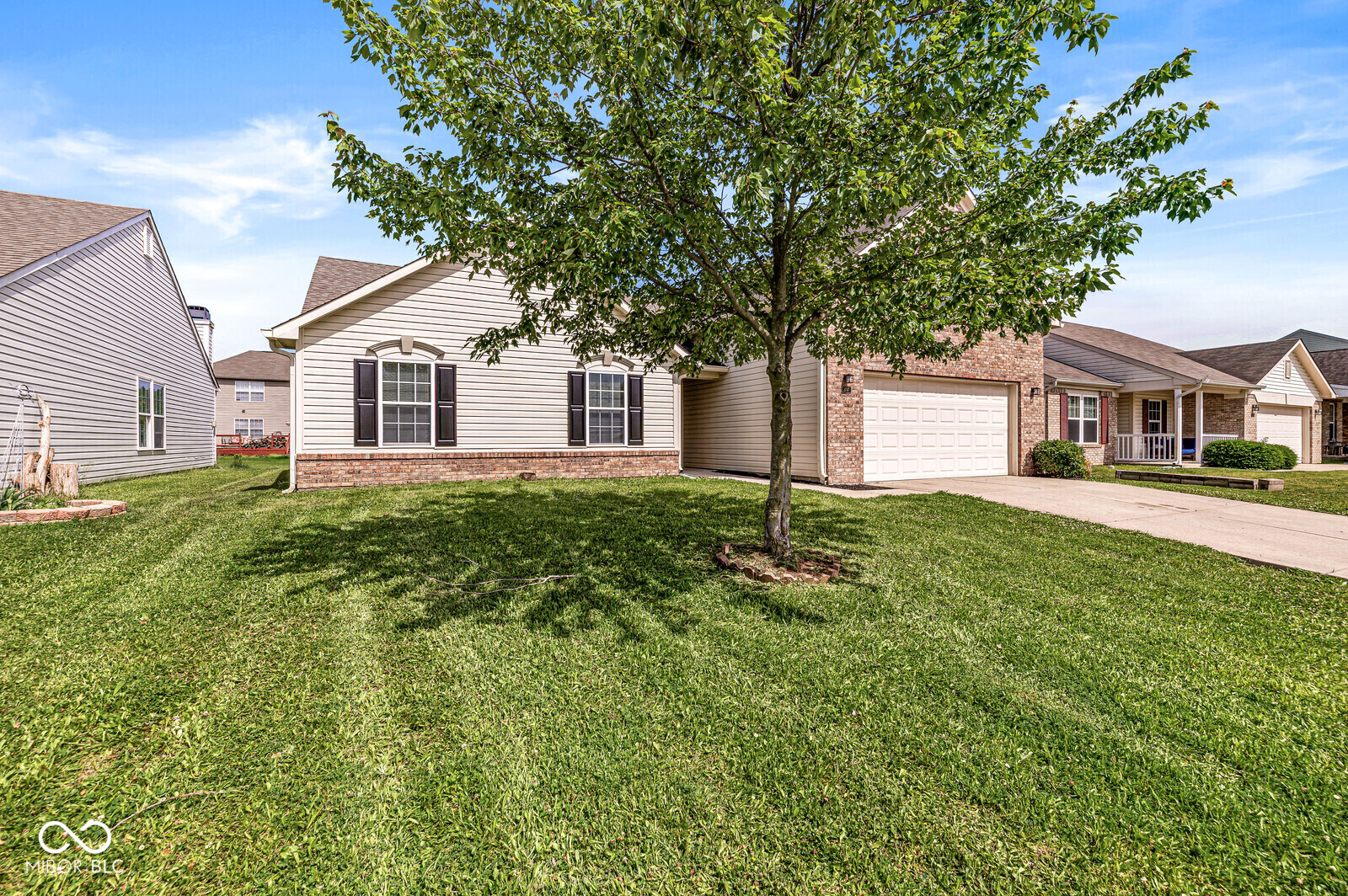 3rd image of 2747 Foxbriar Pl, Indianapolis, IN 46203 | MLS# 22104956