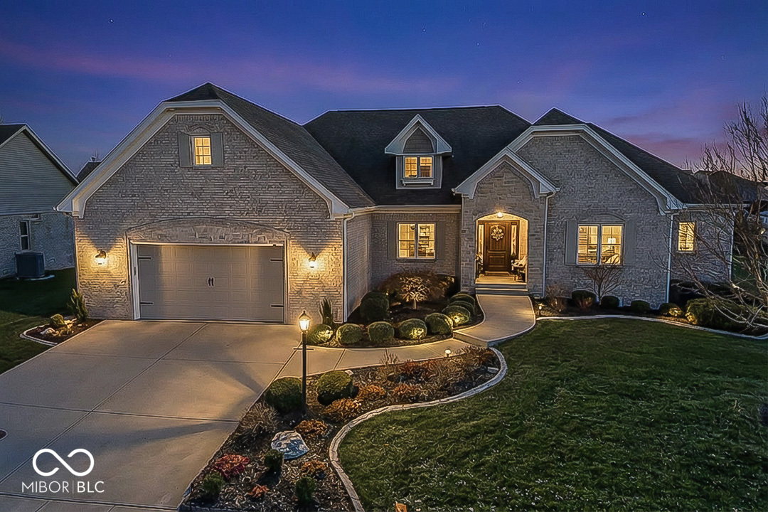 1st image of 1135 Wyndham Wy, Greenwood, IN 46142 | MLS# 22105014