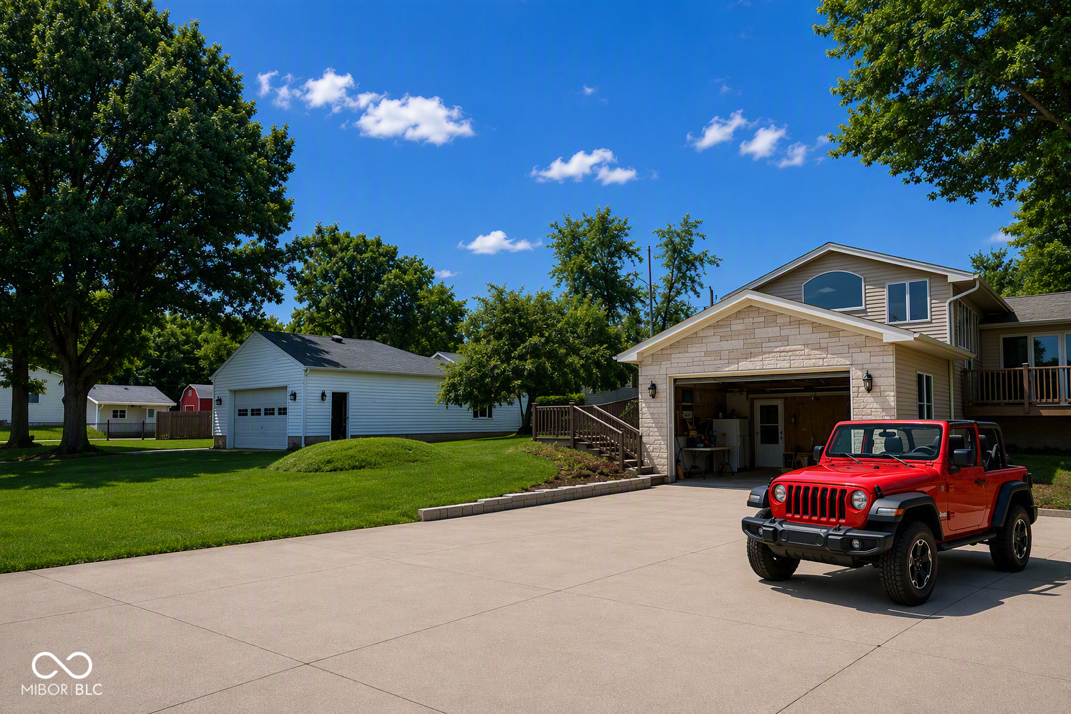 1st image of 5329 W Smith Valley Rd, Greenwood, IN 46142 | MLS# 22105162