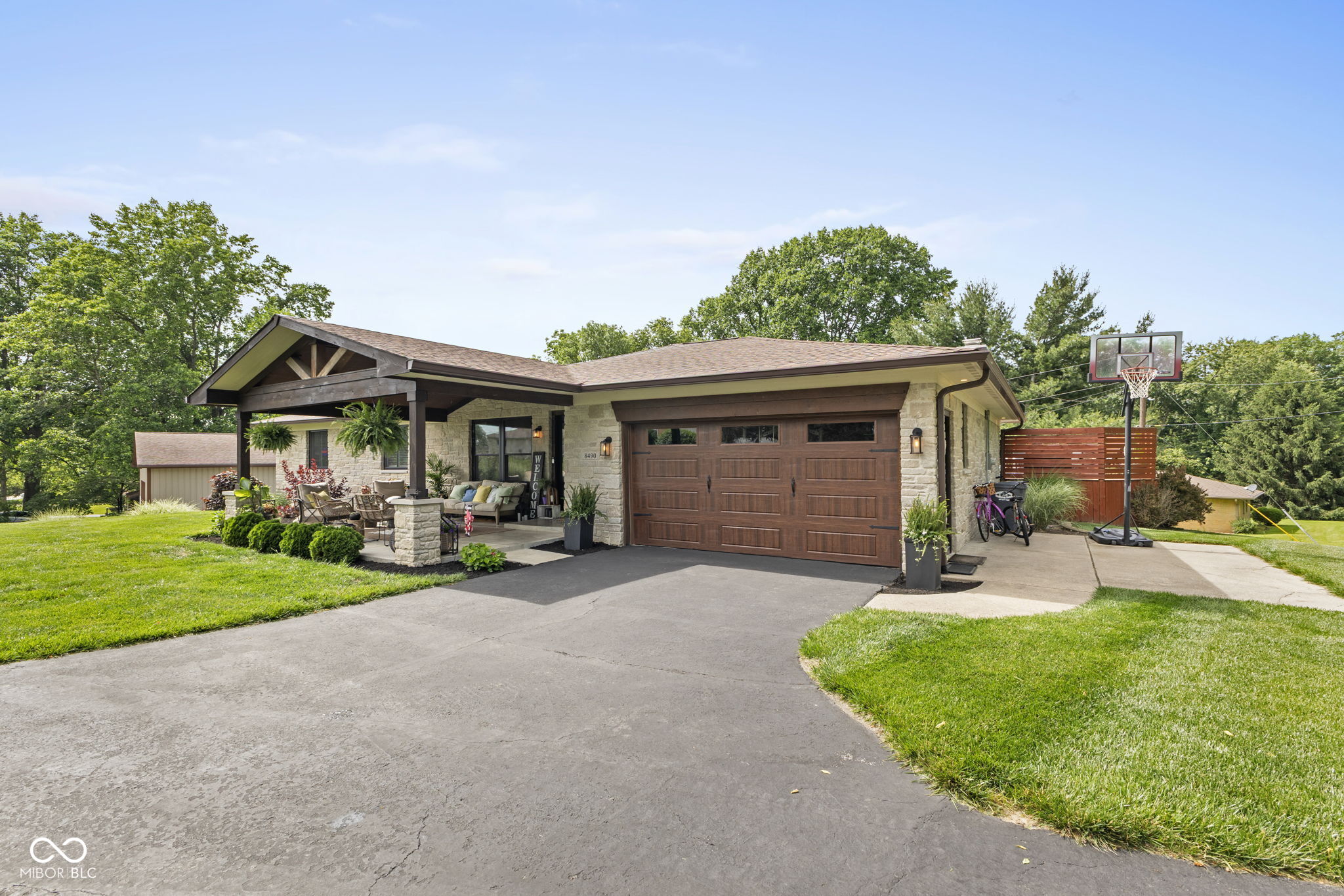 Homes for sale in Martinsville, IN | 8490 Hilltop Ln, Martinsville, IN 46151 | MLS# 22105204