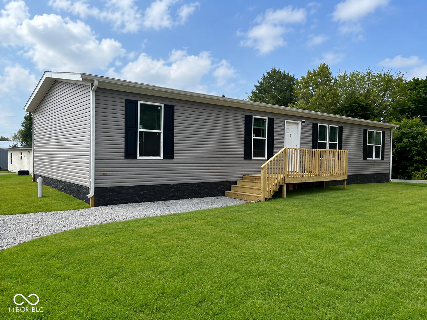 Homes for sale in North Vernon, IN | 377 Locustwood Dr, North Vernon, IN 47265 | MLS# 22105210