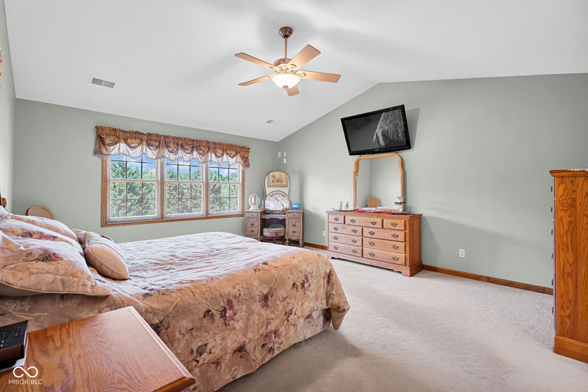 3rd image of 13010 E Otter Creek Ln, Columbus, IN 47203 | MLS# 22105484