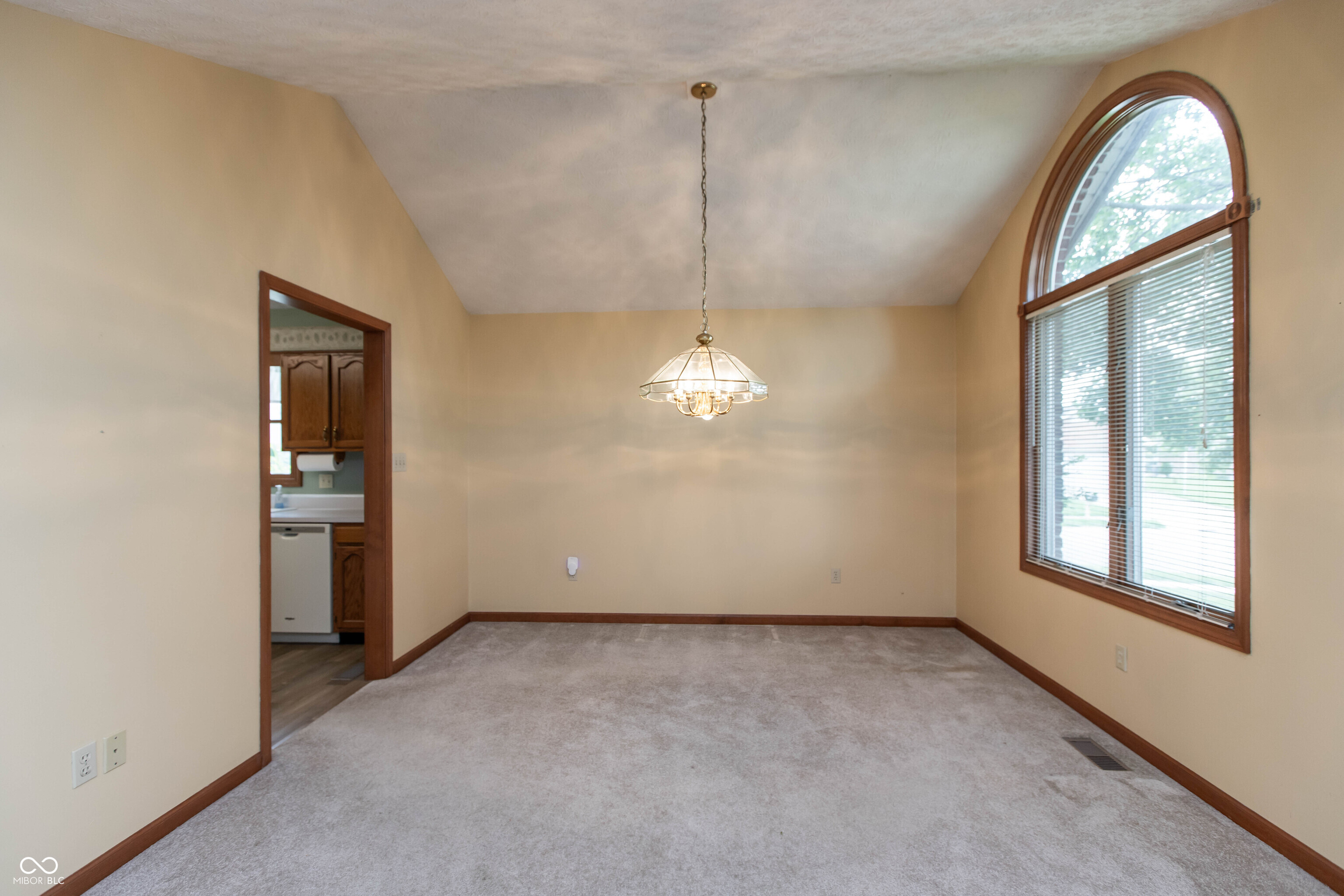 Homes for sale in Brownsburg, IN | 671 Jackson St, Brownsburg, IN 46112 | MLS# 22105818