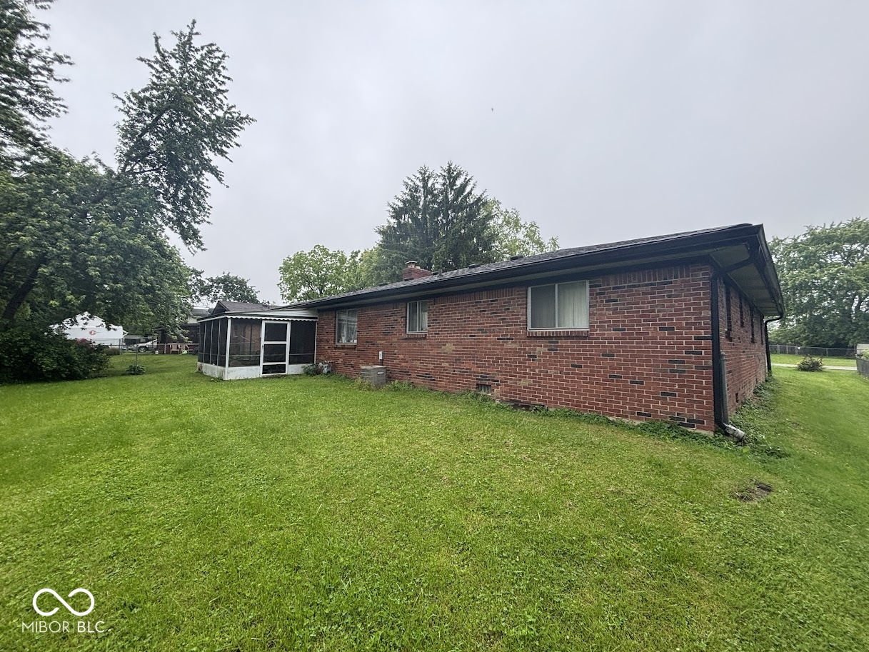 Homes for sale in Indianapolis, IN | 227 N Munsie St, Indianapolis, IN 46229 | MLS# 22105825