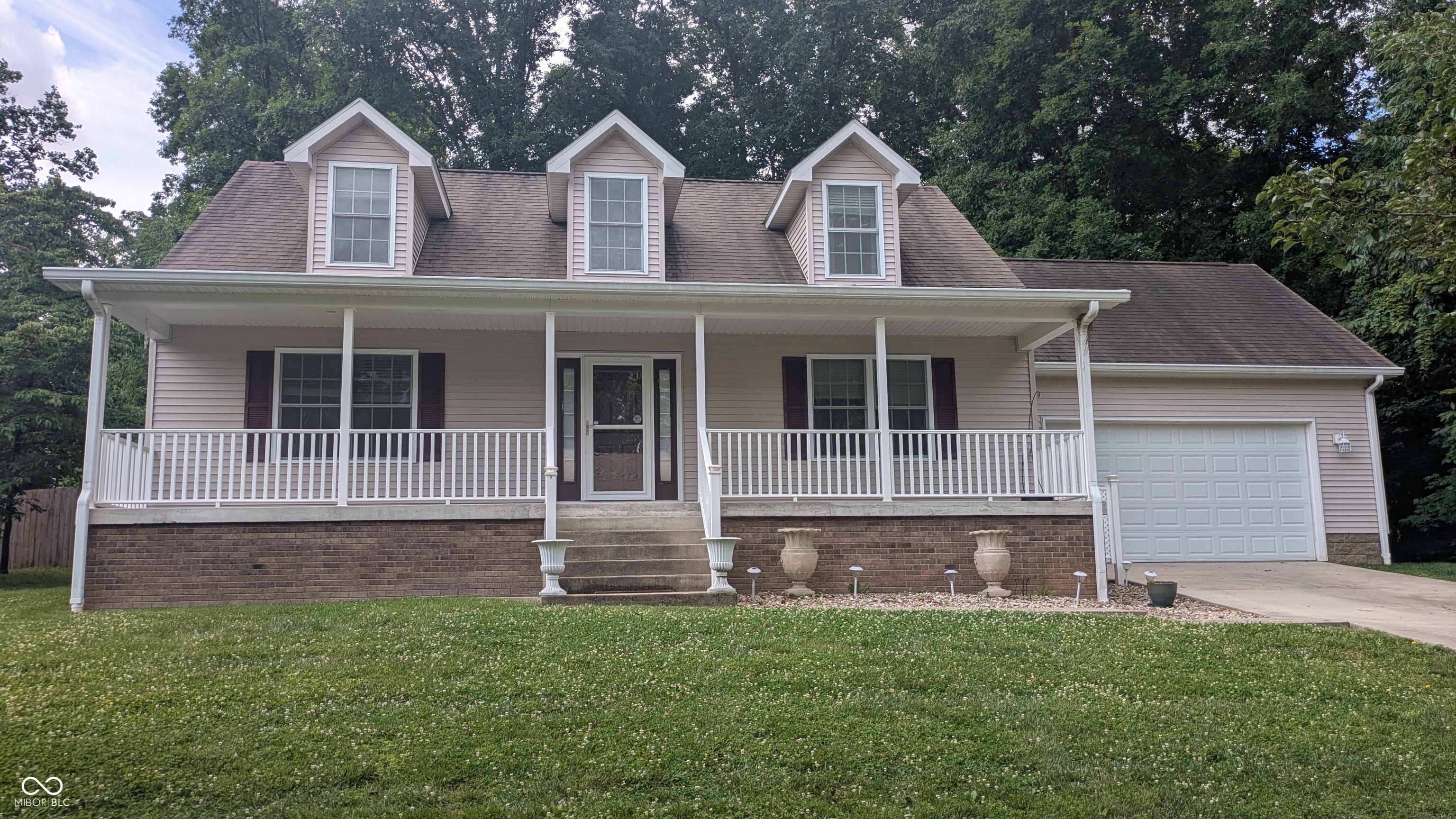 Homes for sale in Ellettsville, IN | 5451 W Channing Wy, Ellettsville, IN 47429 | MLS# 22107793