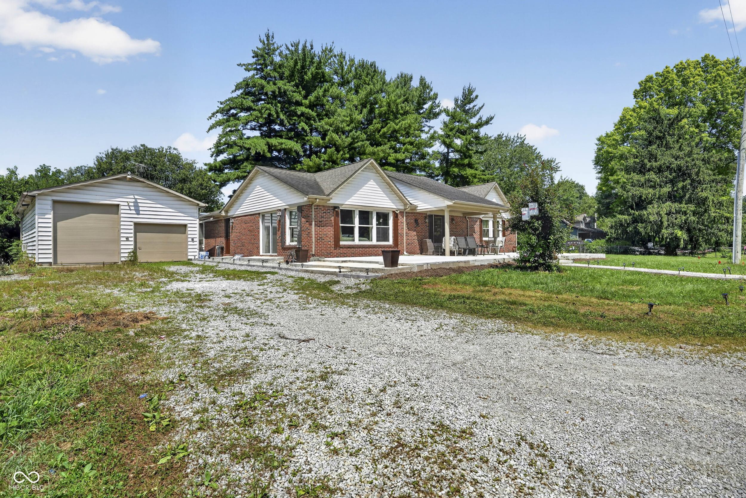 3rd image of 602 S 840 E, Zionsville, IN 46077 | MLS# 22108023