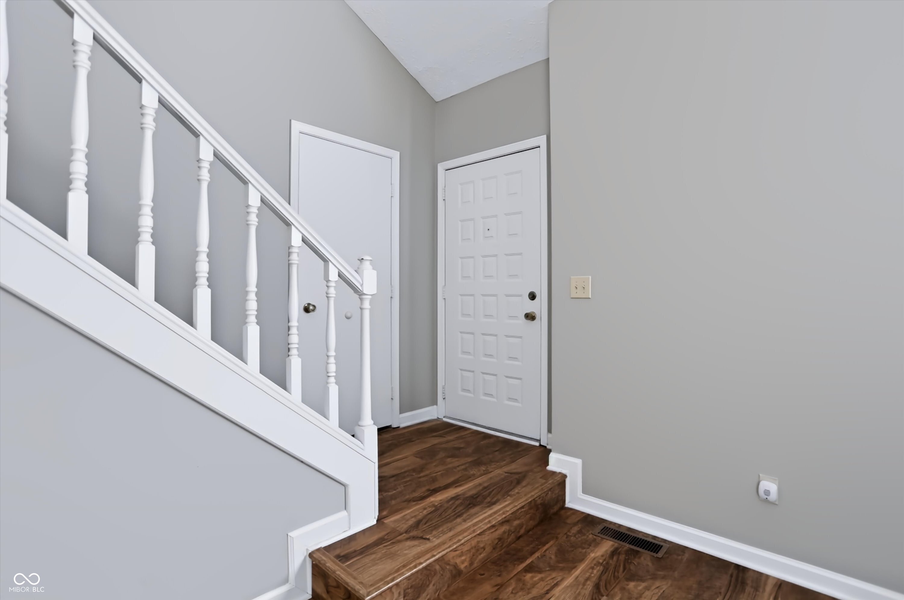 5th image of 512 Conner Creek Dr, Fishers, IN 46038 | MLS# 22108024