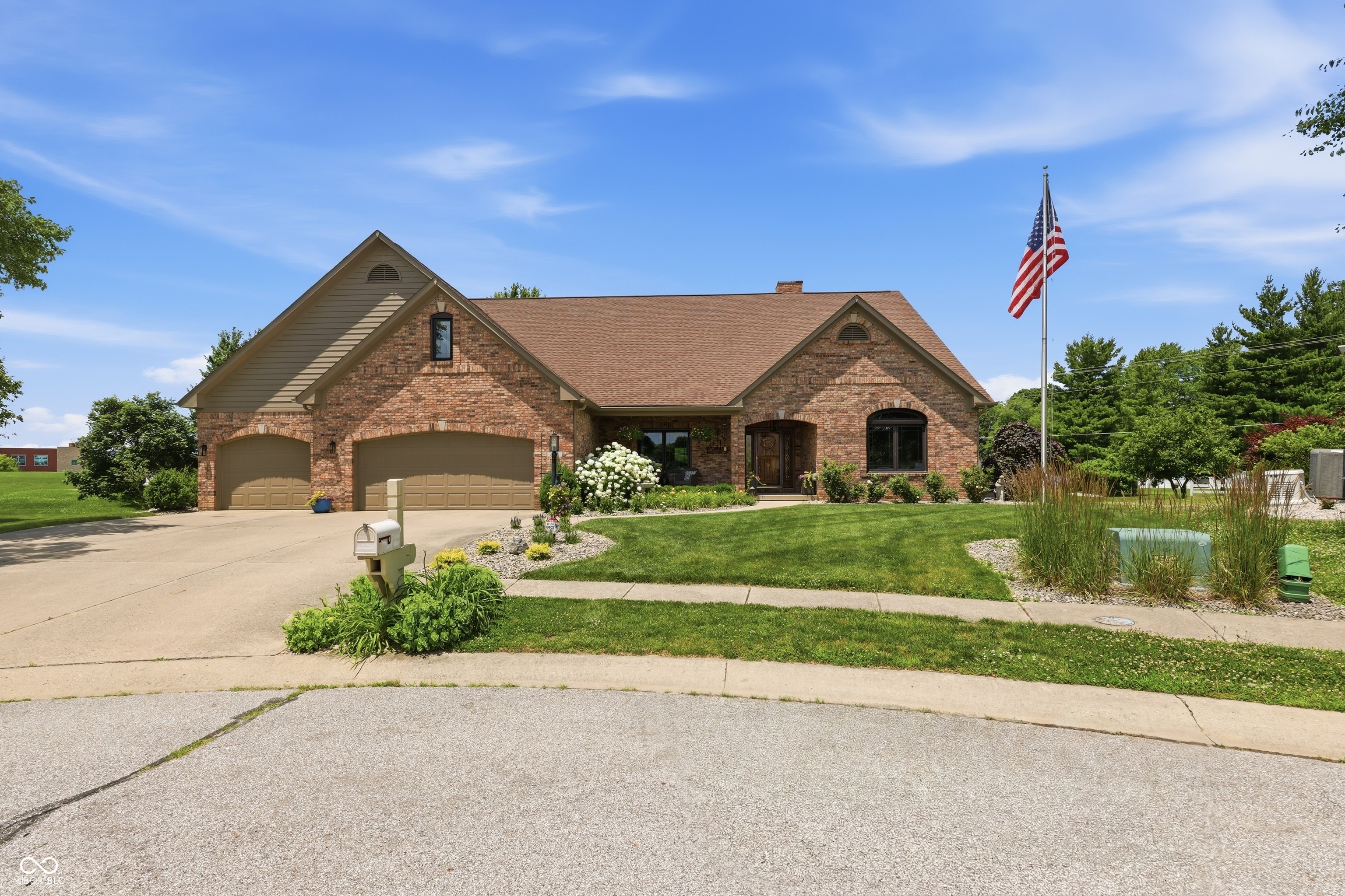 2nd image of 2496 Turf Way, Shelbyville, IN 46176 | MLS# 22108044