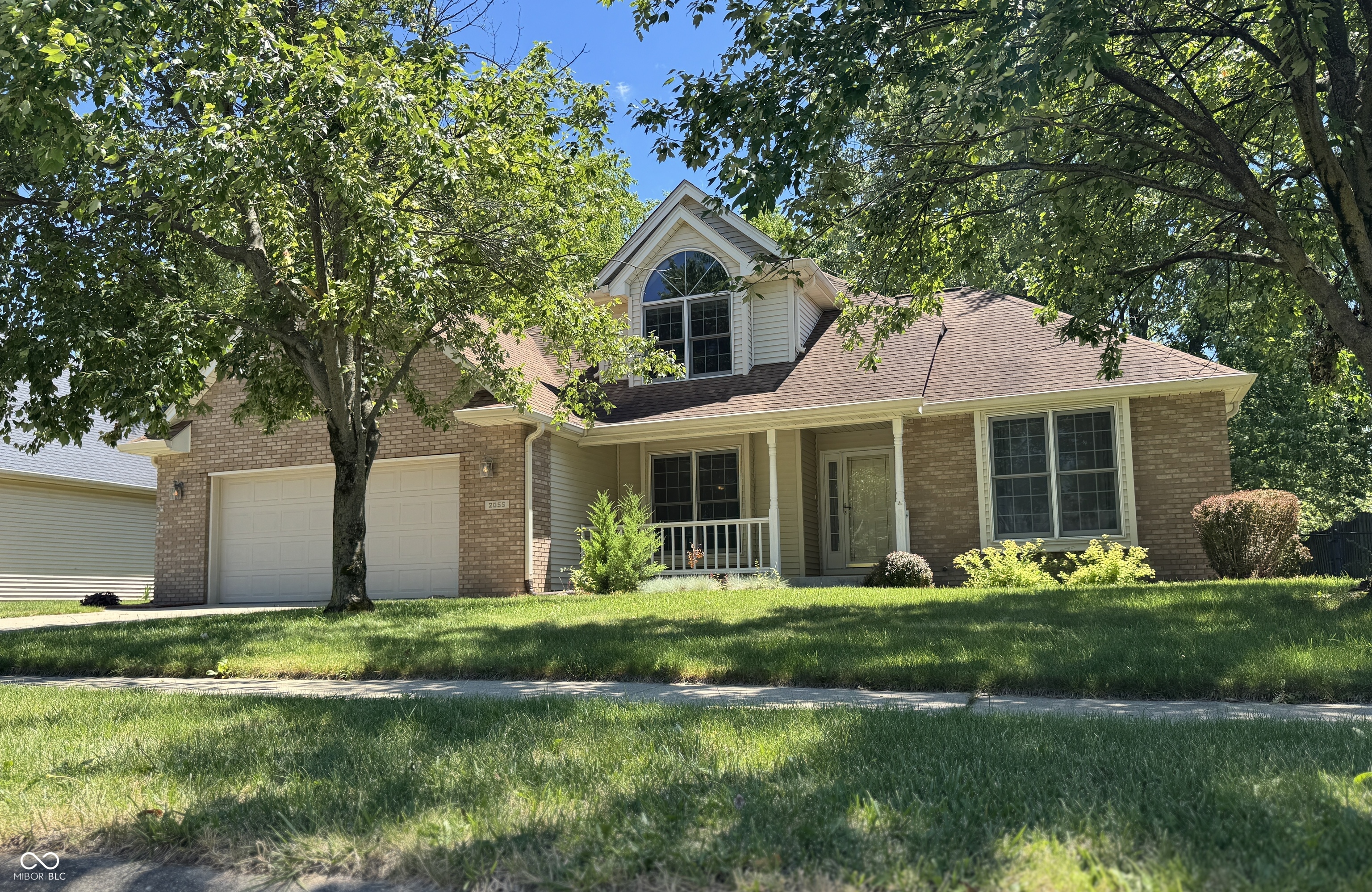 1st image of 2055 Pinewood Dr, Columbus, IN 47203 | MLS# 22108060