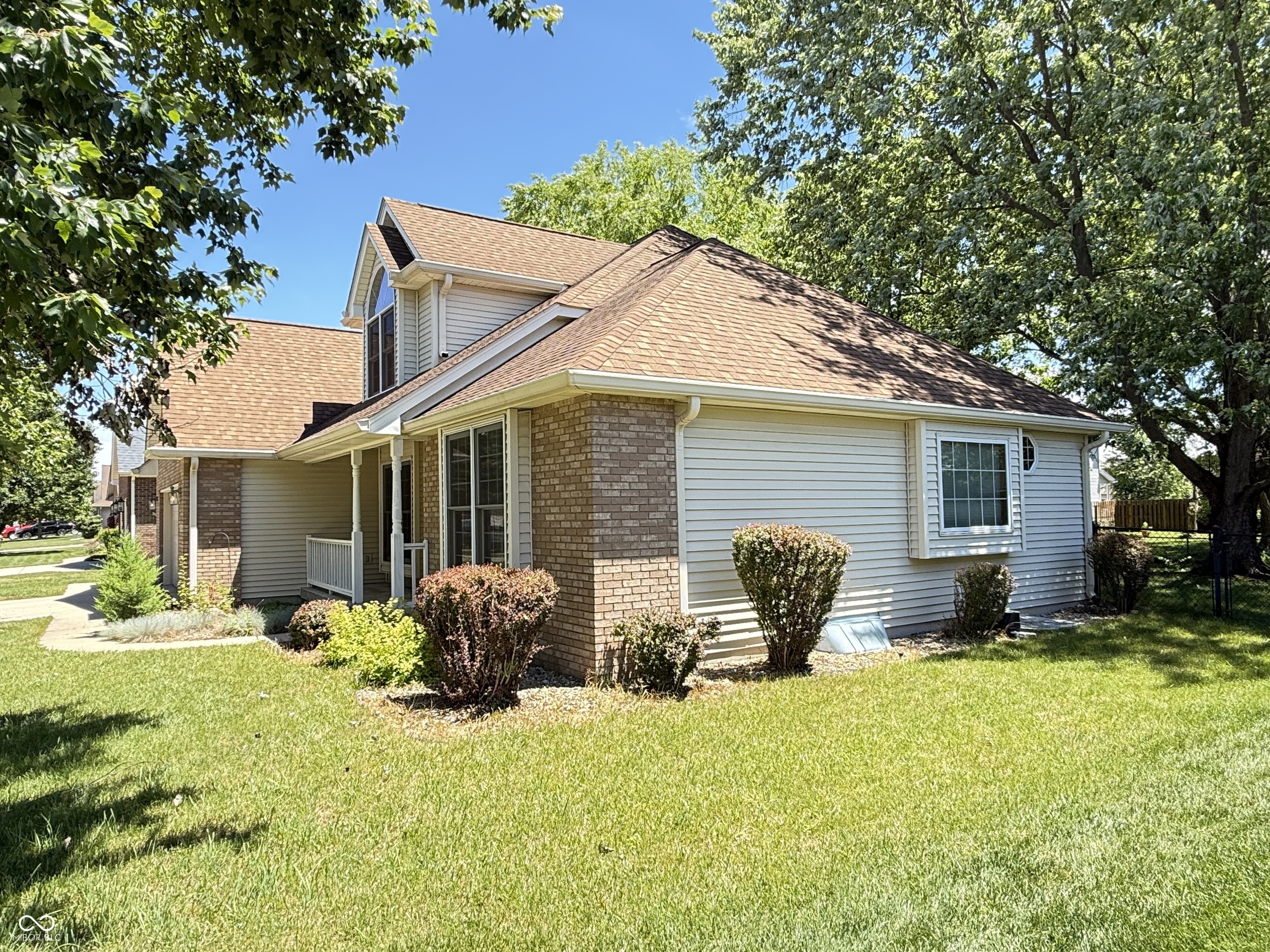 4th image of 2055 Pinewood Dr, Columbus, IN 47203 | MLS# 22108060
