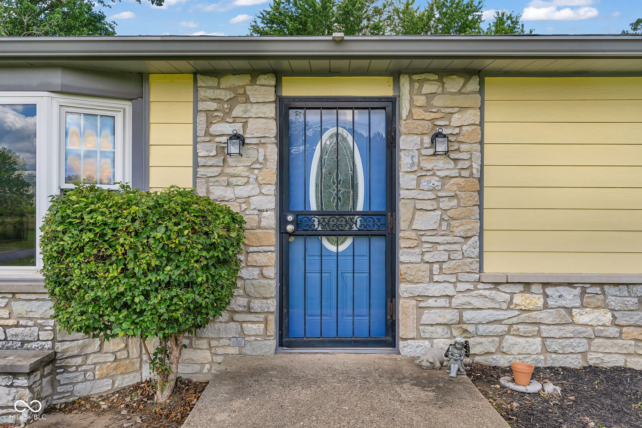 Homes for sale in Mooresville, IN | 7512 N Henderson Ford Rd, Mooresville, IN 46158 | MLS# 22108200
