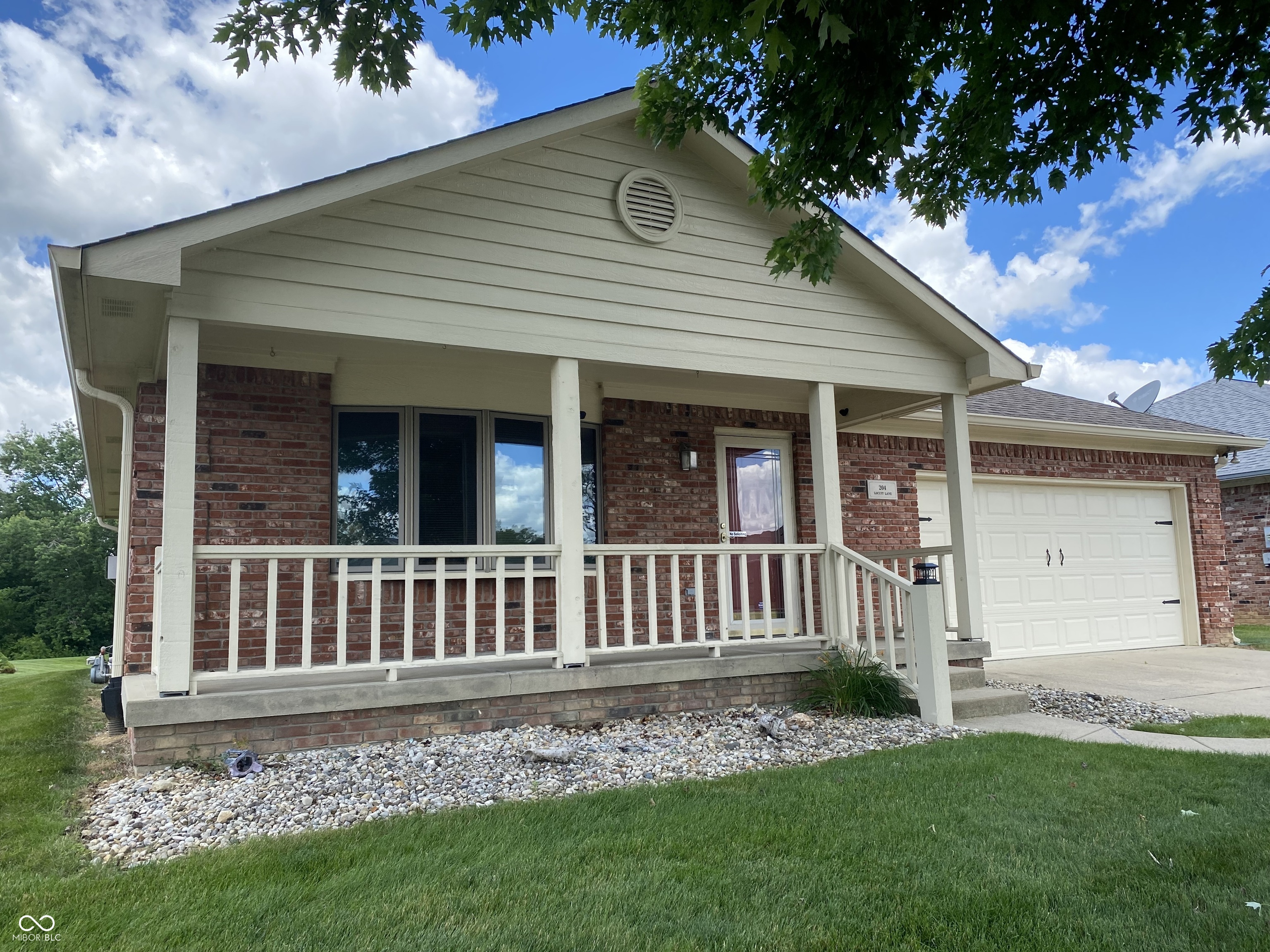 Homes for sale in Mooresville, IN | 204 Locust, Mooresville, IN 46158 | MLS# 22108377