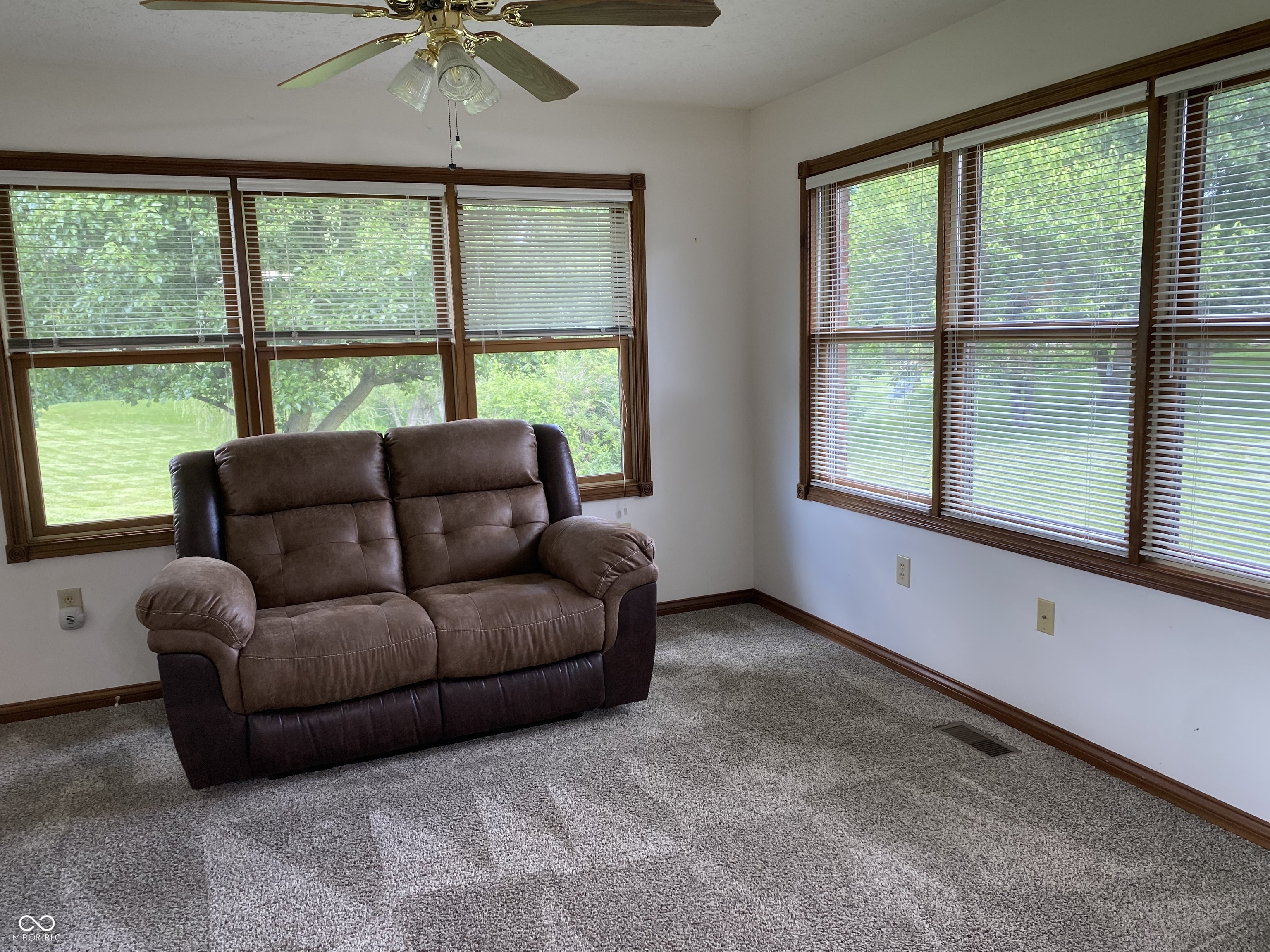 Homes for sale in Mooresville, IN | 204 Locust, Mooresville, IN 46158 | MLS# 22108377