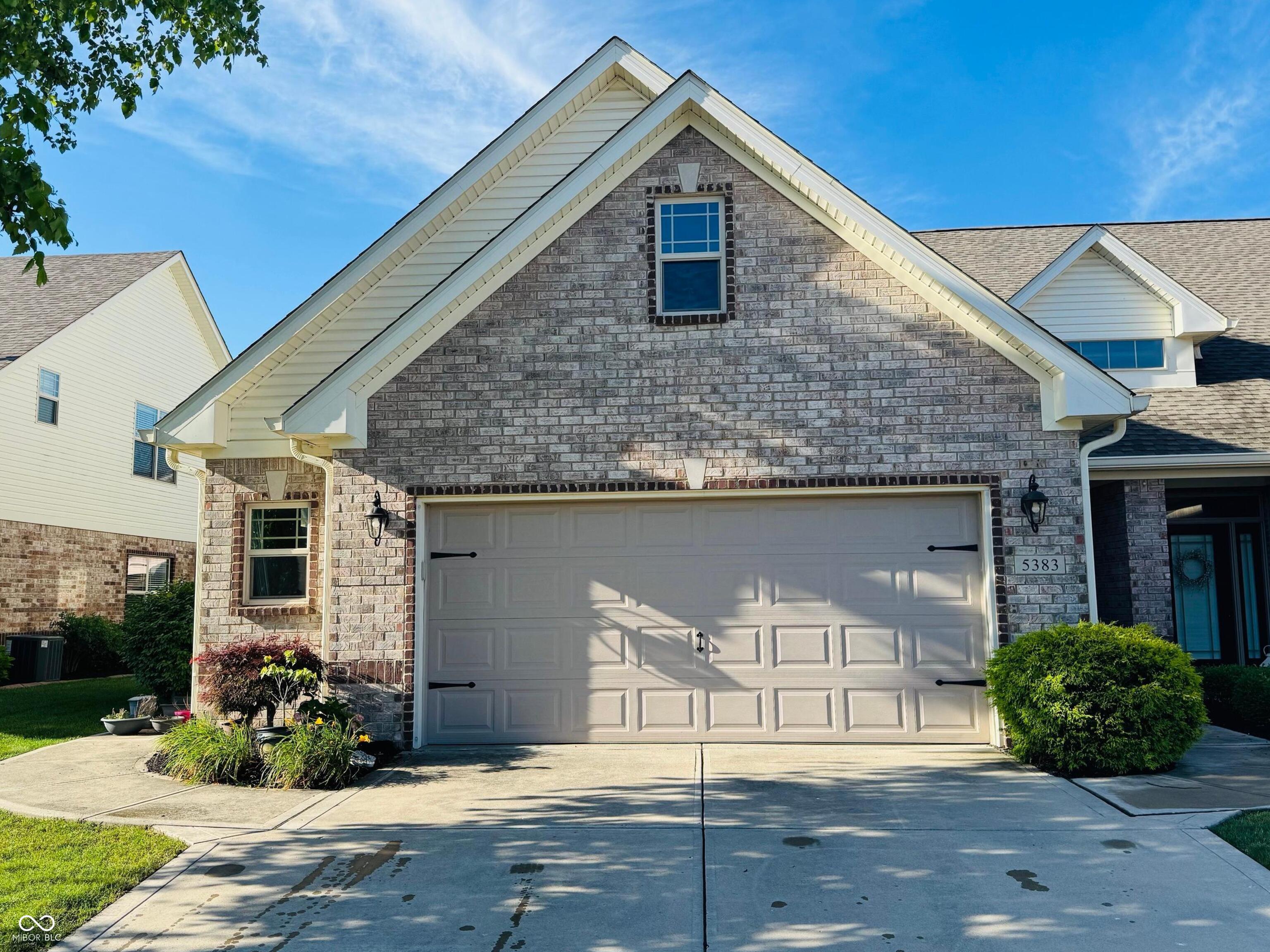 1st image of 5383 Buckingham Ln, Plainfield, IN 46168 | MLS# 22109079