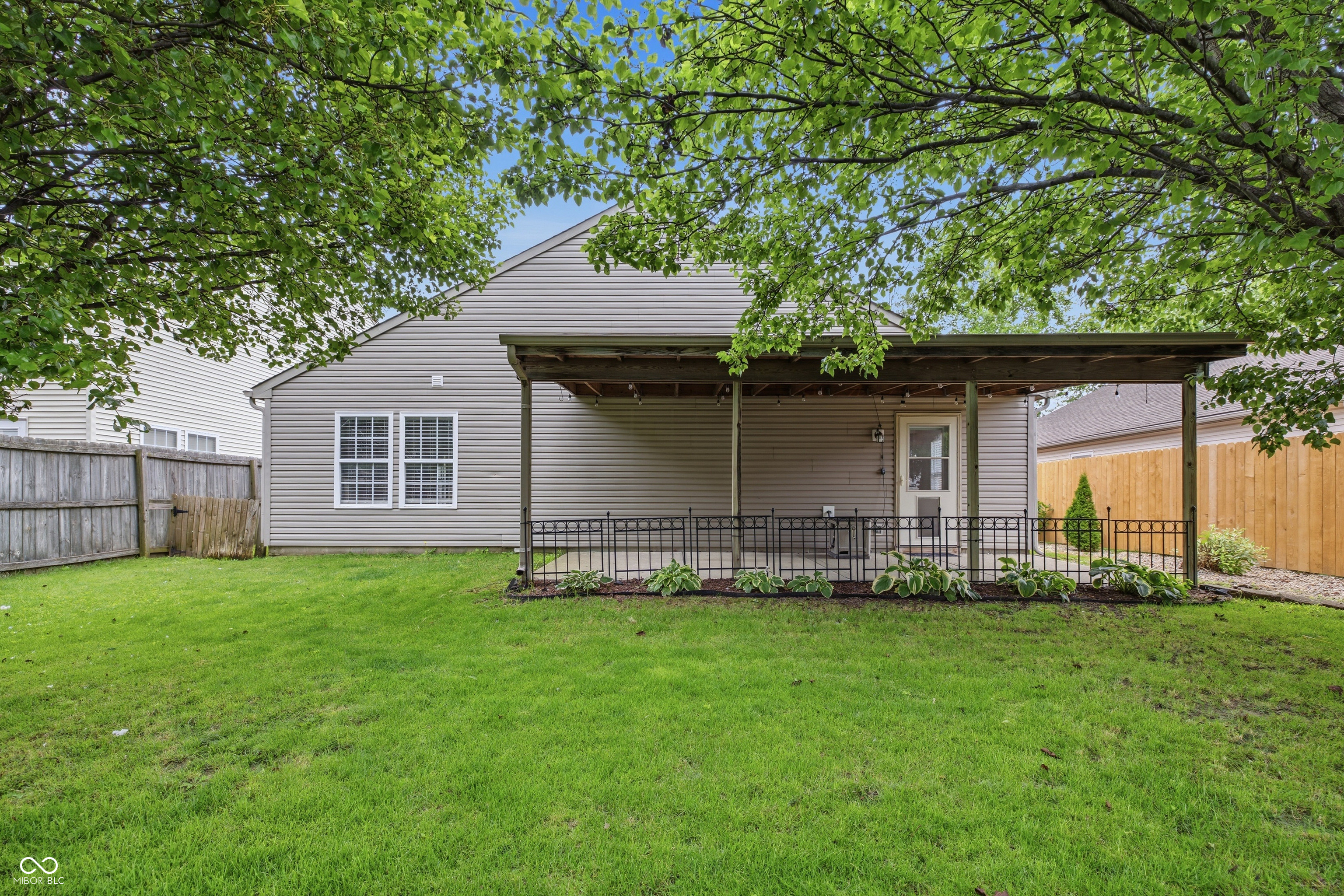 Homes for sale in Mc Cordsville, IN | 5624 N Jamestown, Mc Cordsville, IN 46055 | MLS# 22109220