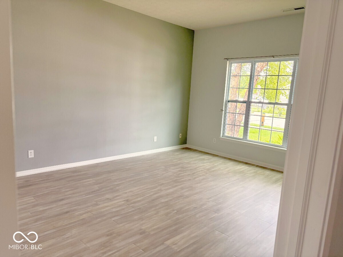 2nd image of 12051 Sanctuary Blvd, Zionsville, IN 46077 | MLS# 22109604