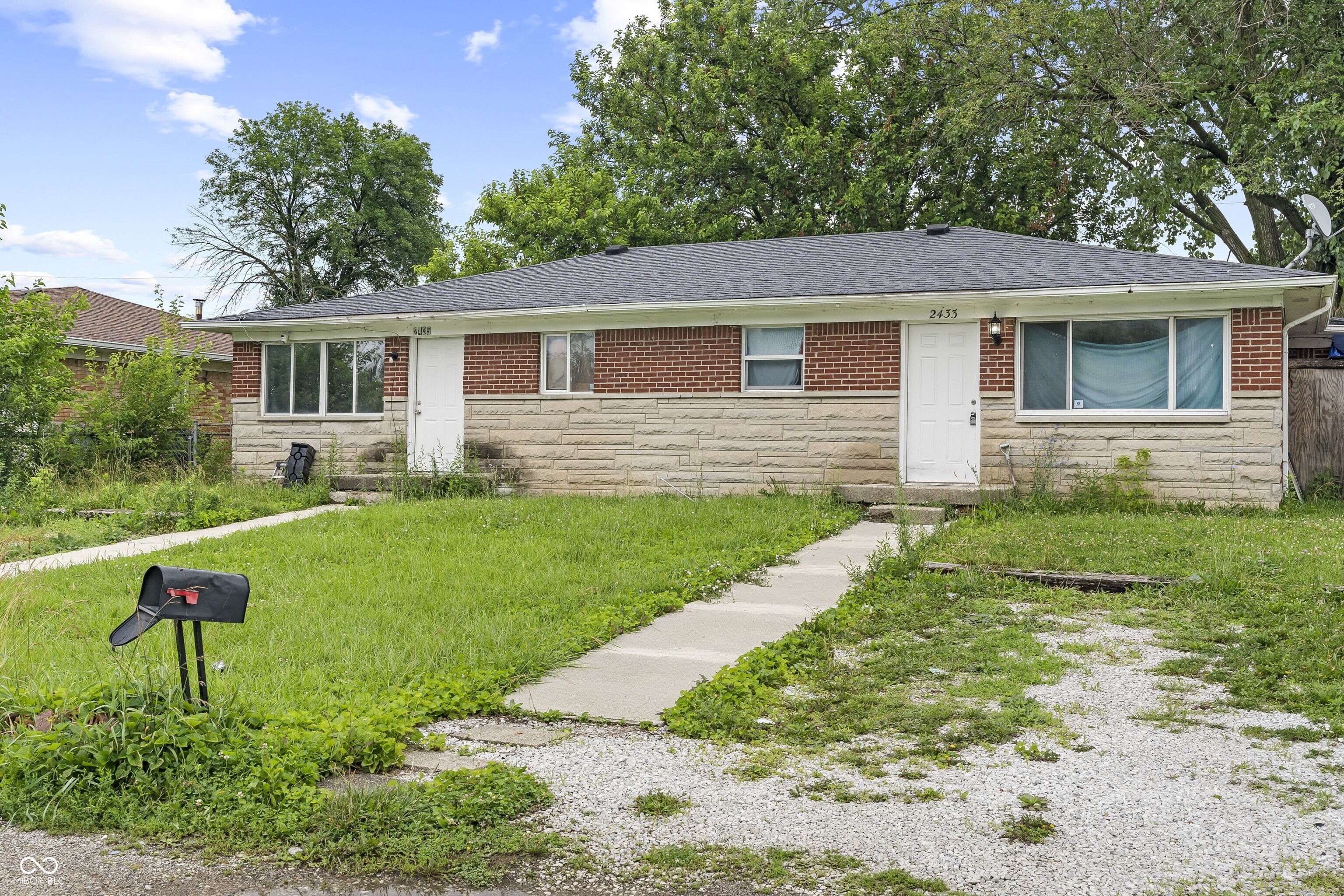 2nd image of 2433 N Bolton Ave, Indianapolis, IN 46218 | MLS# 22109615
