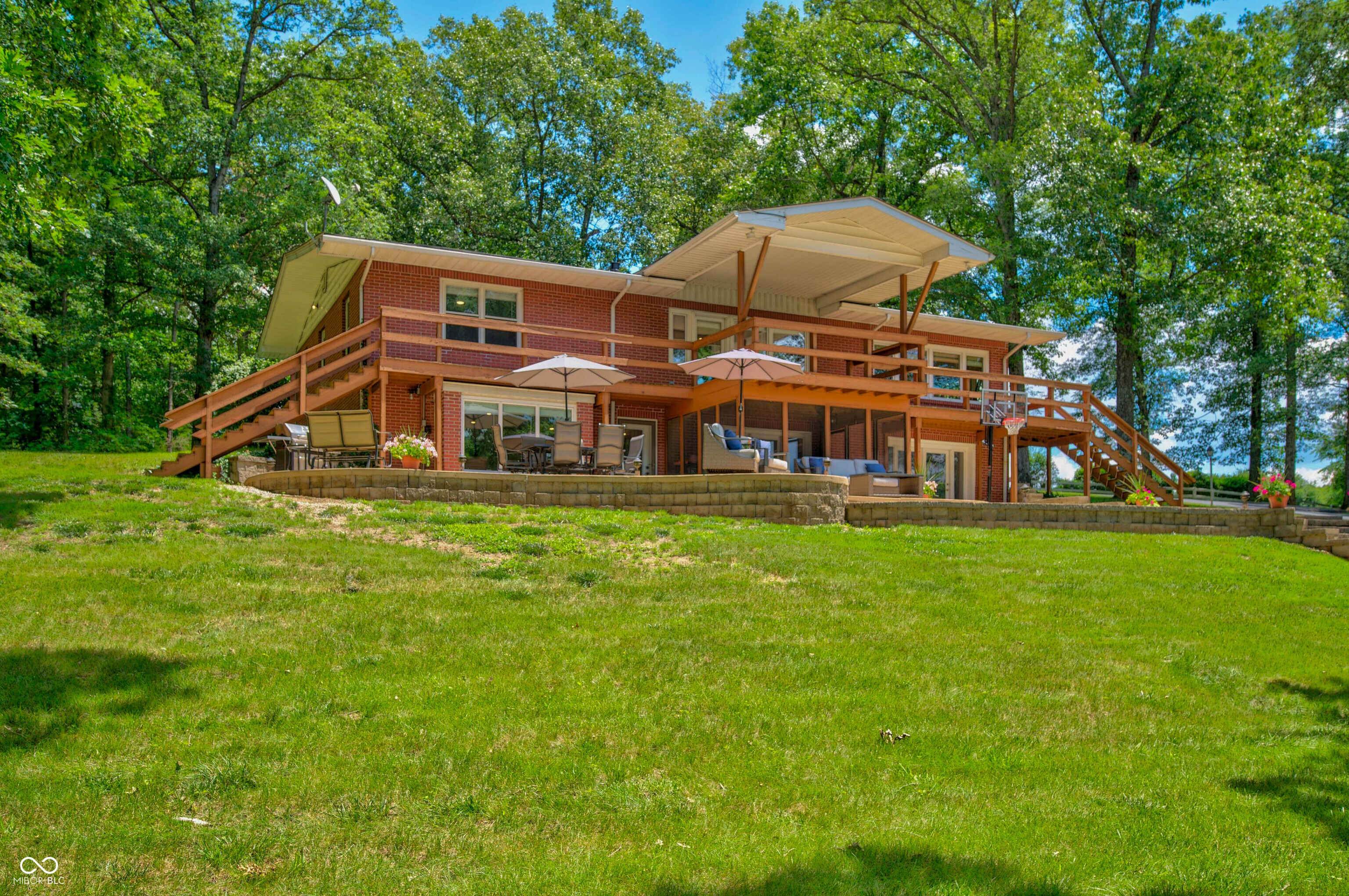 2nd image of 1062 S Moon Rd, Scottsburg, IN 47170 | MLS# 22110230