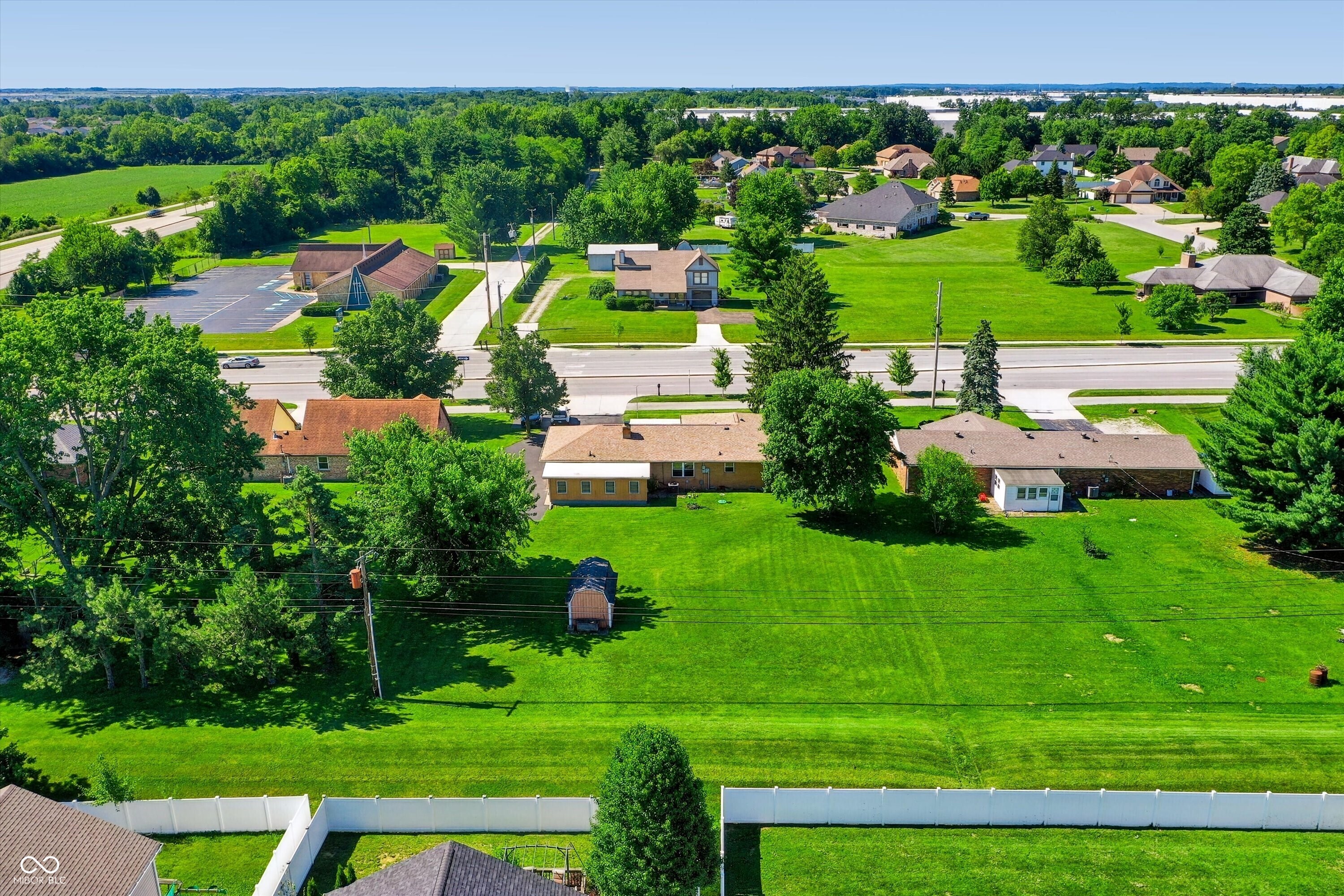 3rd image of 10280 E County Road 100 Road S, Avon, IN 46123 | MLS# 22110255