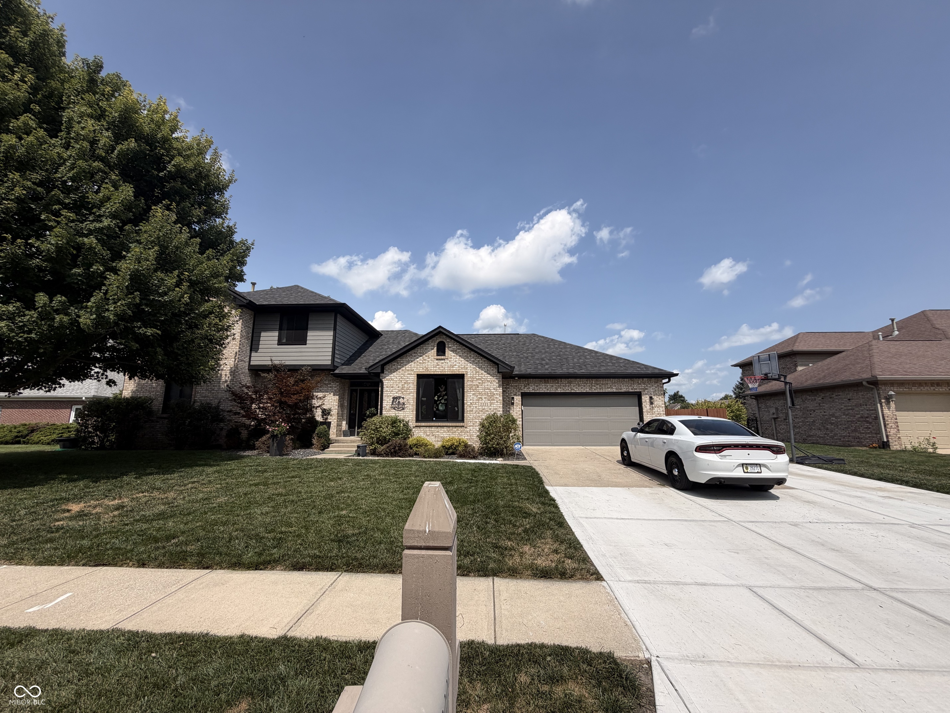 3rd image of 2225 Marina Ct, Greenwood, IN 46143 | MLS# 22110746