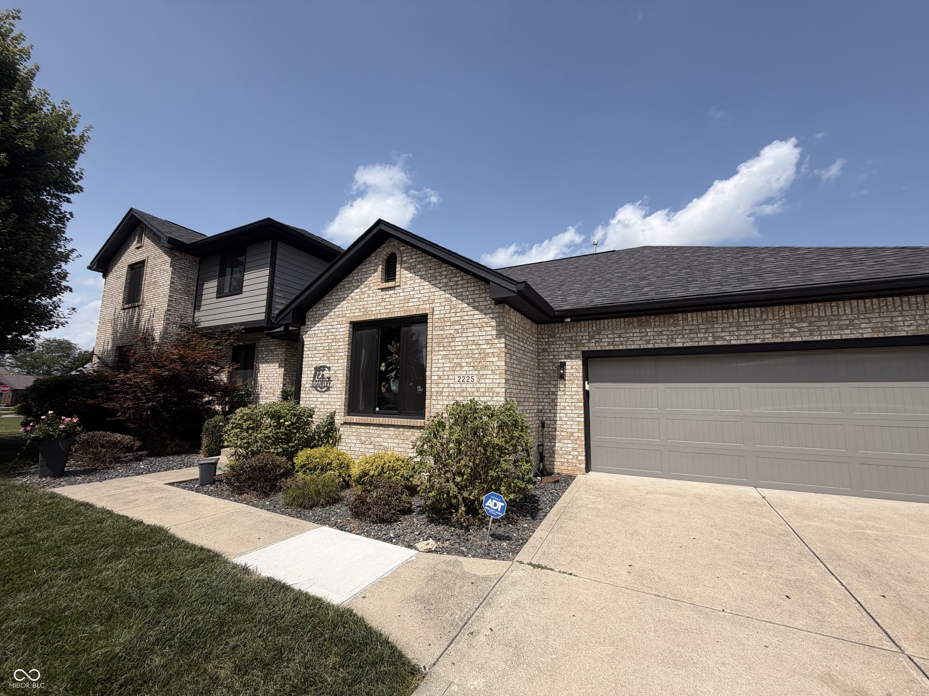1st image of 2225 Marina Ct, Greenwood, IN 46143 | MLS# 22110746