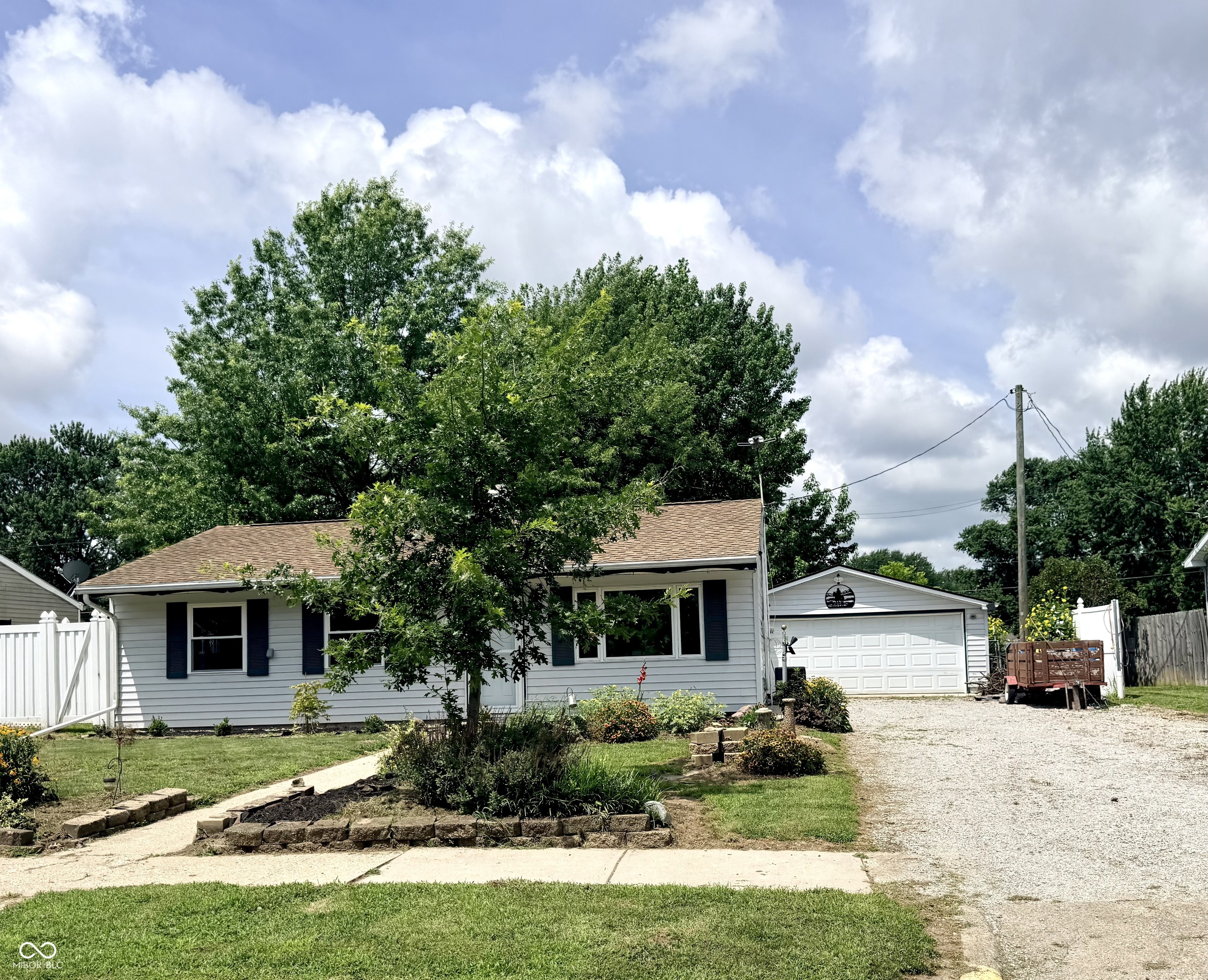Homes for sale in Crawfordsville, IN | 323 Fairlane Dr, Crawfordsville, IN 47933 | MLS# 22111099