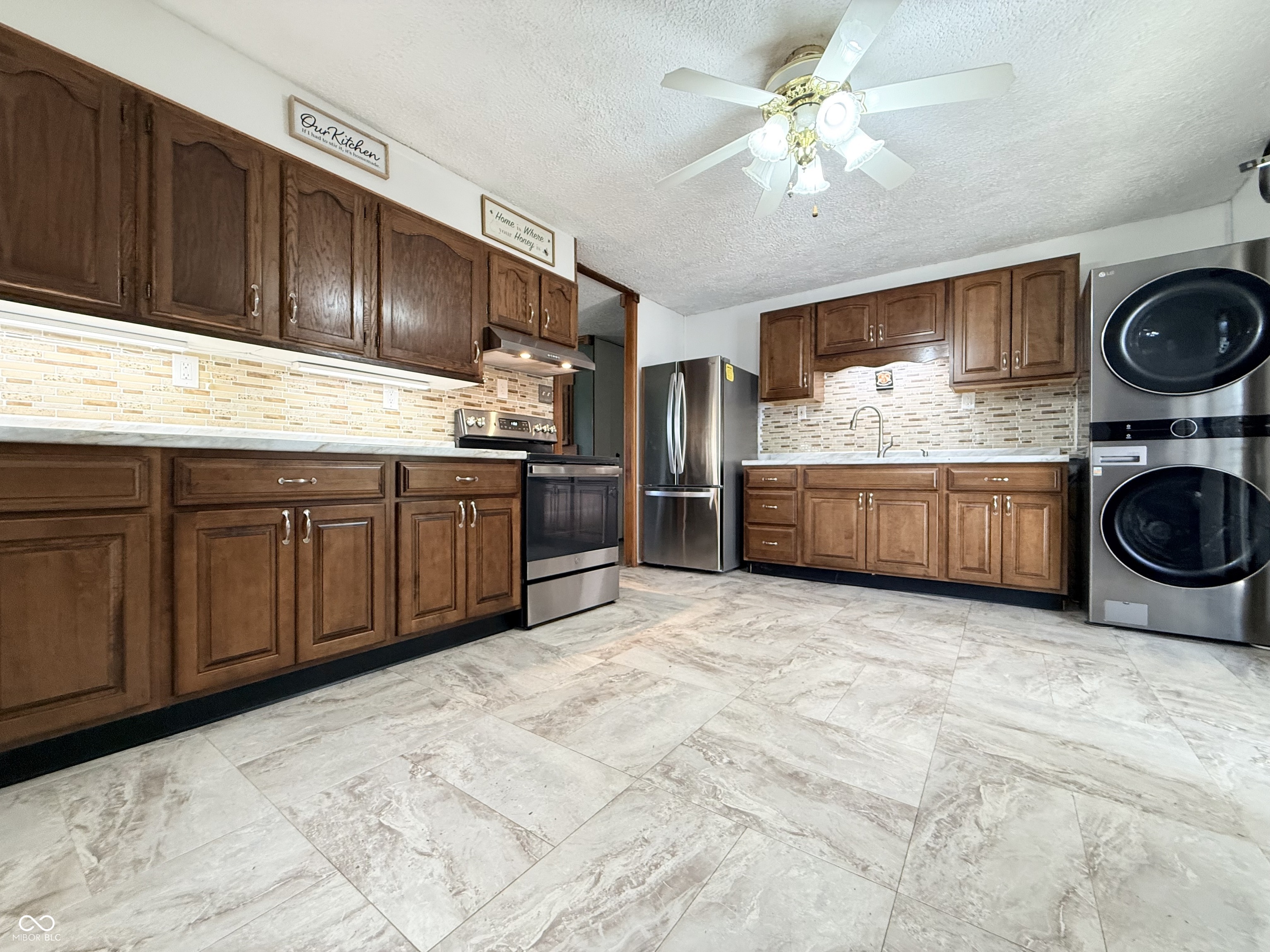 Homes for sale in Crawfordsville, IN | 323 Fairlane Dr, Crawfordsville, IN 47933 | MLS# 22111099