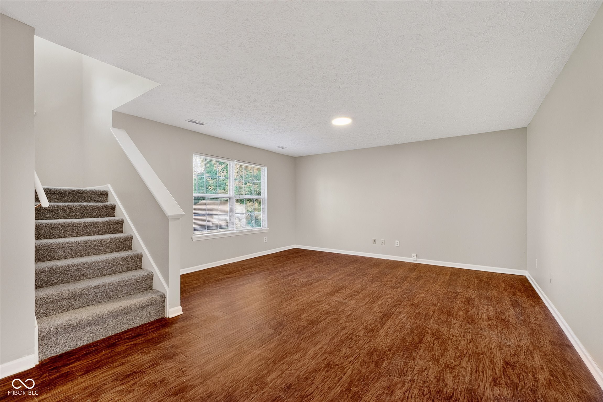 5th image of 920 Millbrook Dr, Avon, IN 46123 | MLS# 22111314