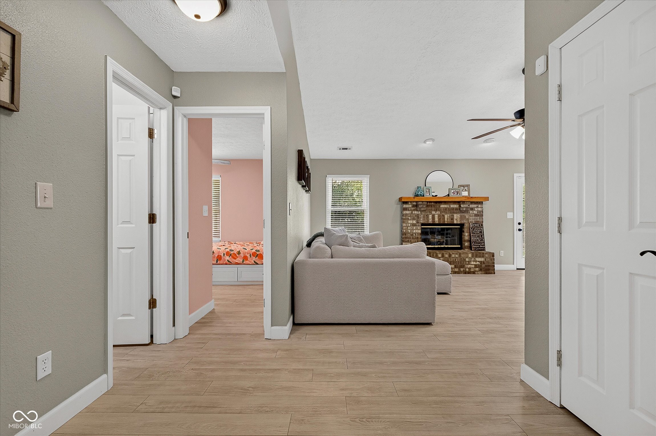 5th image of 597 Woodfield Cir, Avon, IN 46123 | MLS# 22111747