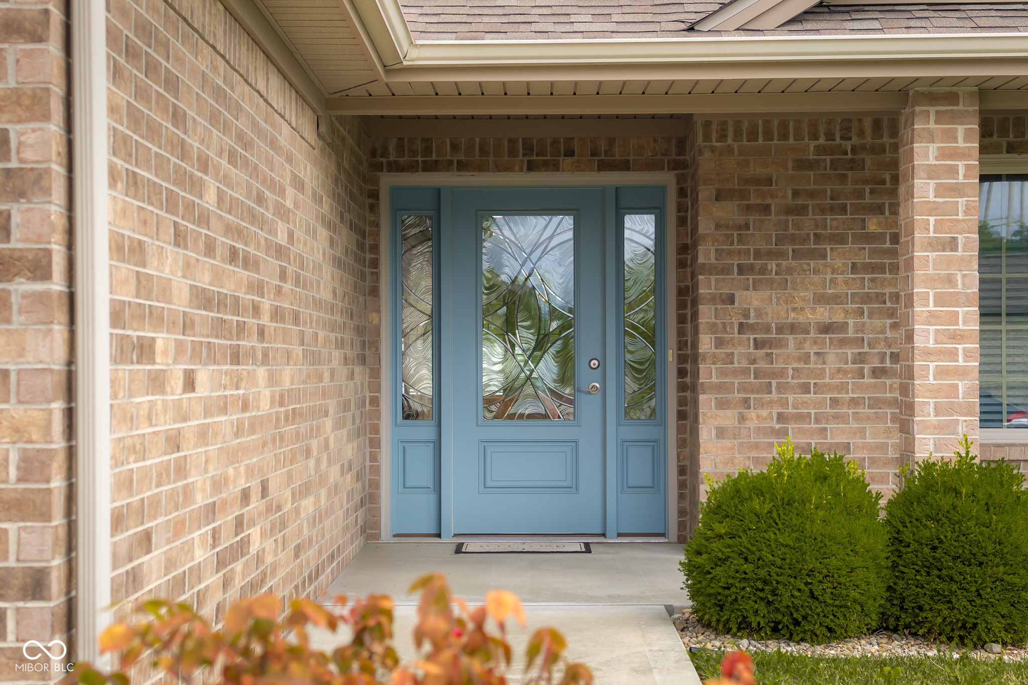 3rd image of 2703 Poplar Woods Ln, Columbus, IN 47203 | MLS# 22111789