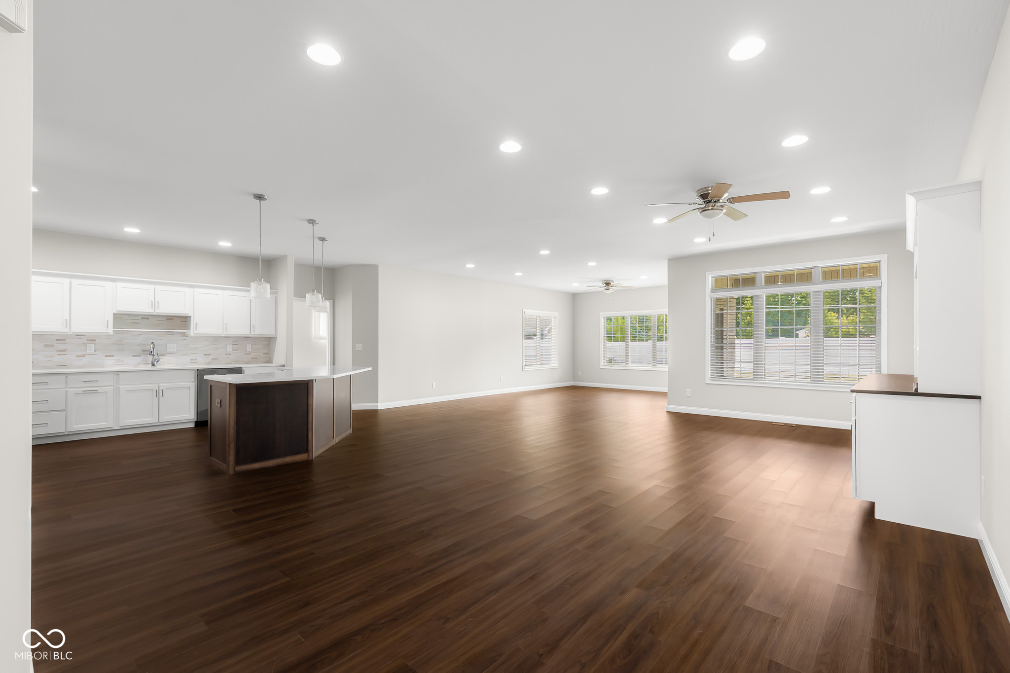 5th image of 2703 Poplar Woods Ln, Columbus, IN 47203 | MLS# 22111789