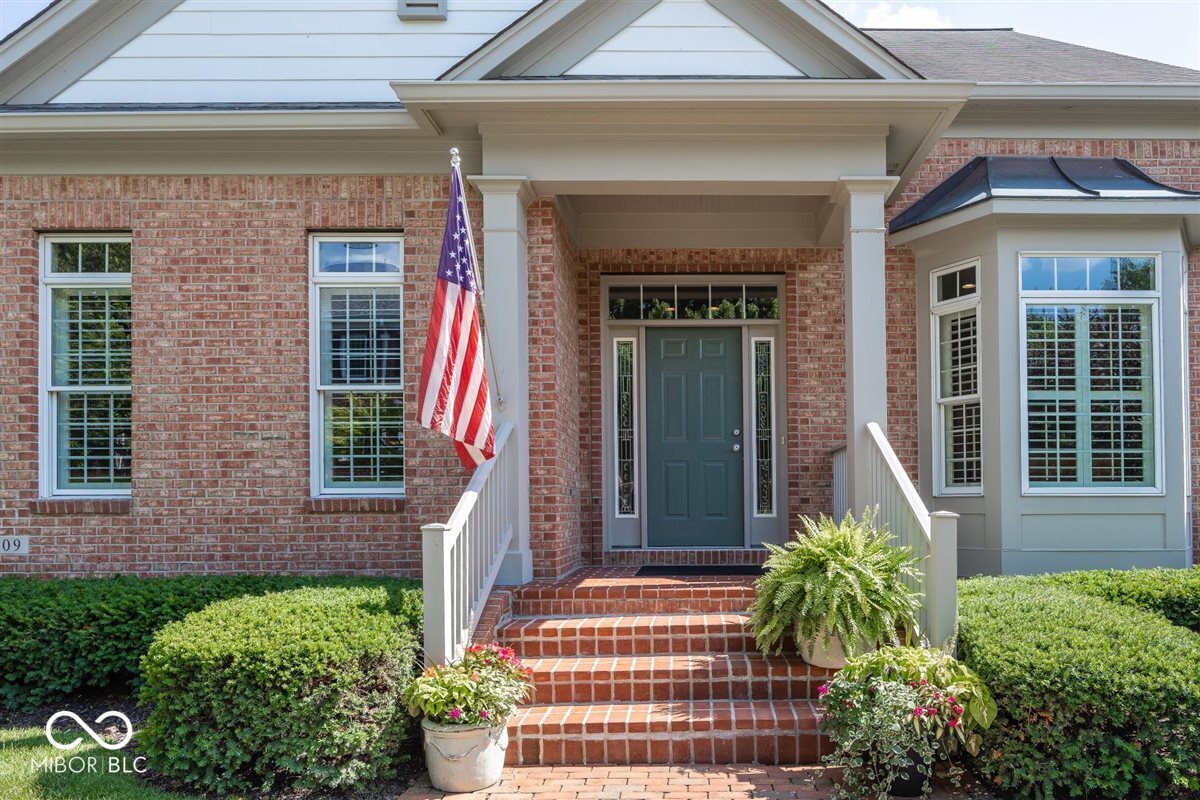 2nd image of 4309 Heyward Pl, Indianapolis, IN 46240 | MLS# 22112208
