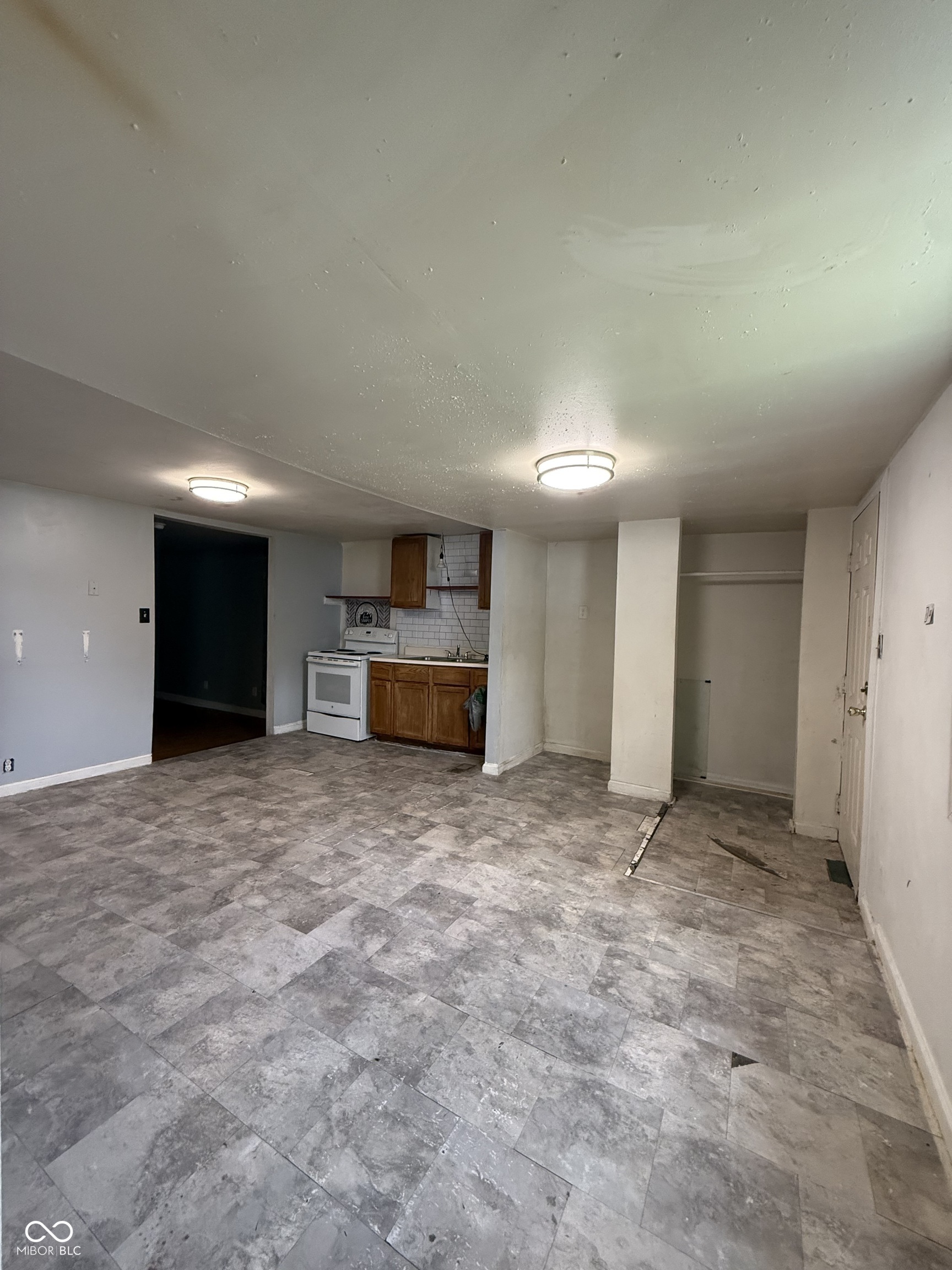 5th image of 1150 Medford Ave, Indianapolis, IN 46222 | MLS# 22112333