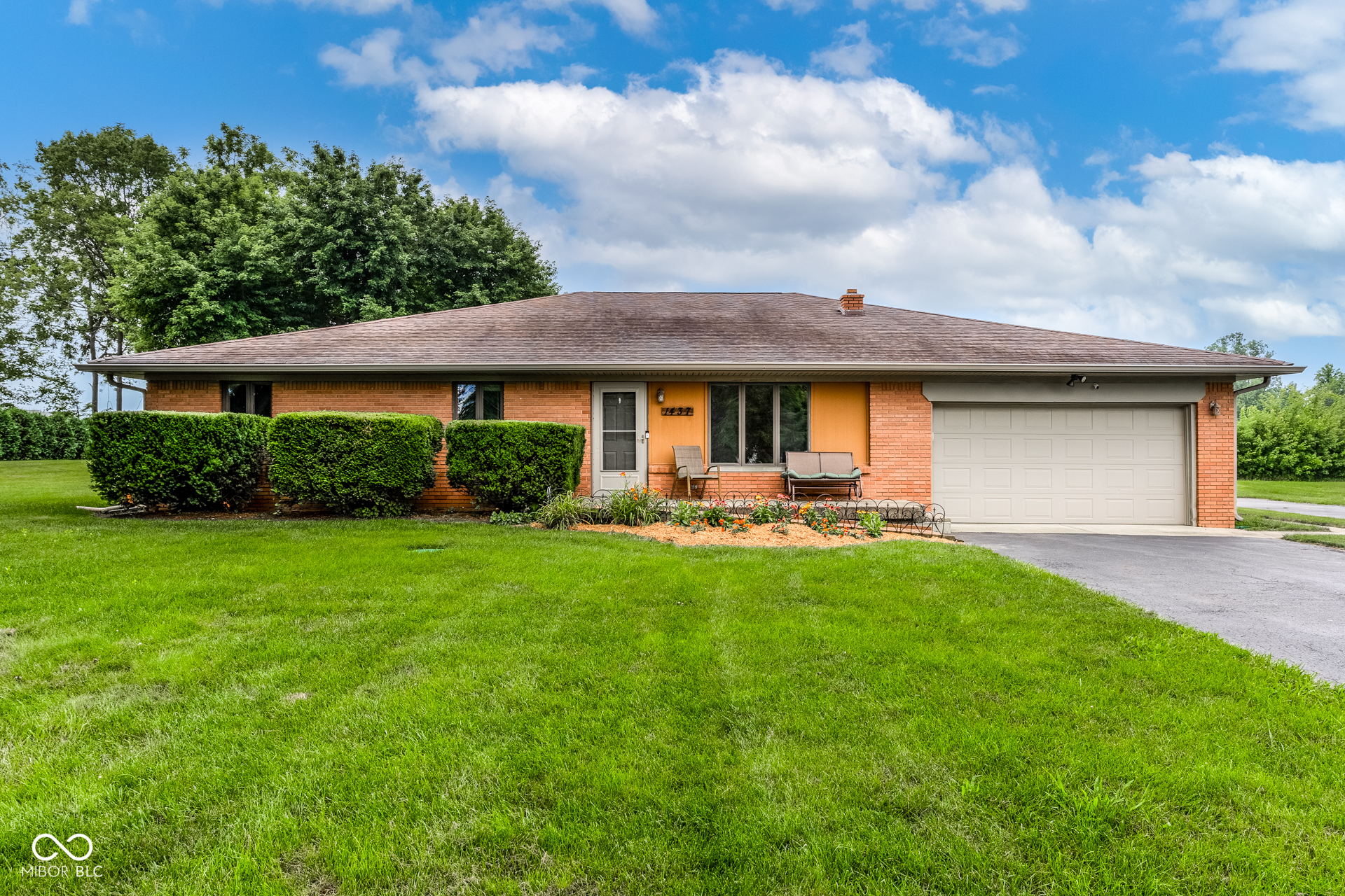 1st image of 1437 Demaree Rd, Greenwood, IN 46143 | MLS# 22112452